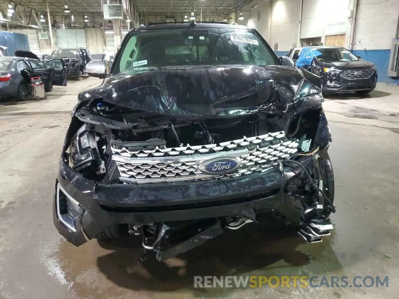 5 Photograph of a damaged car 1FMJU1MT1KEA75424 FORD EXPEDITION 2019