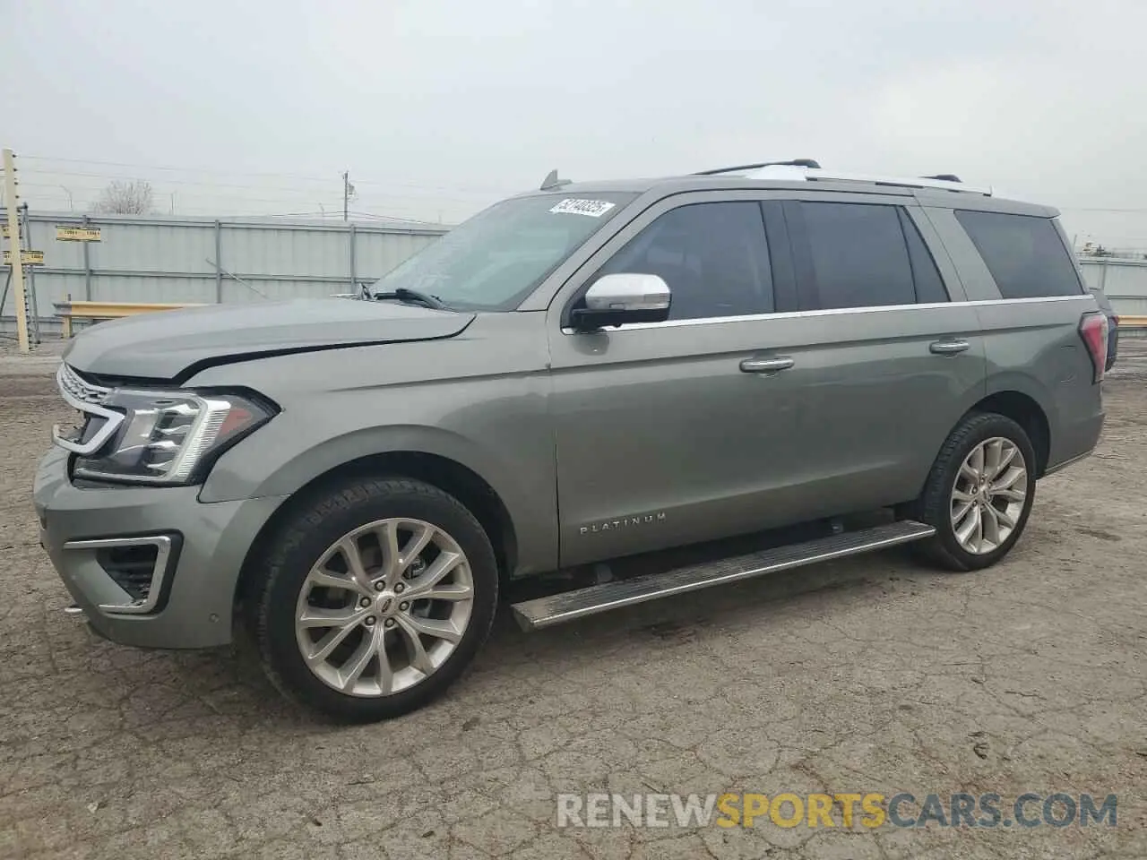 1 Photograph of a damaged car 1FMJU1MT5KEA30308 FORD EXPEDITION 2019