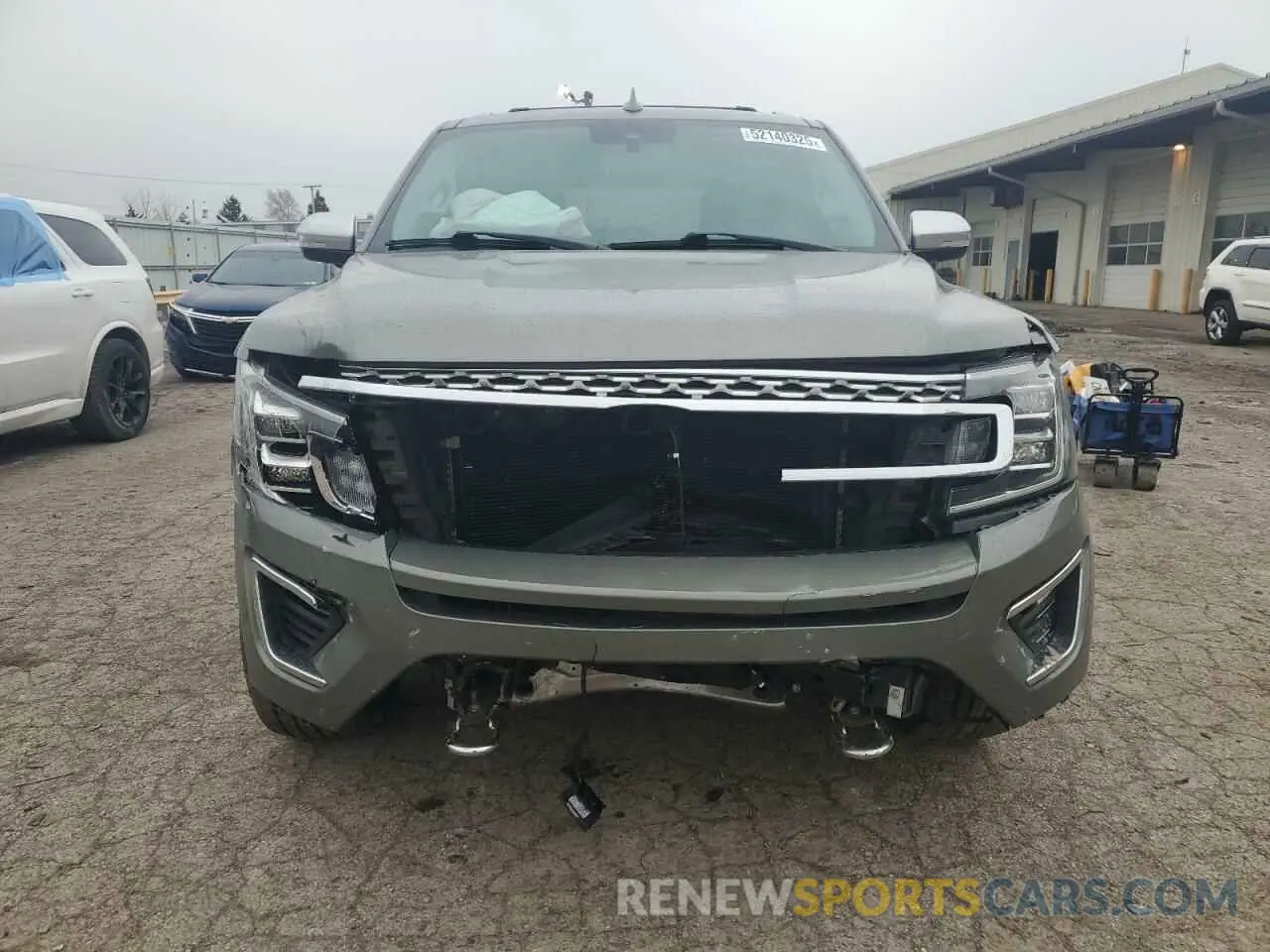 5 Photograph of a damaged car 1FMJU1MT5KEA30308 FORD EXPEDITION 2019