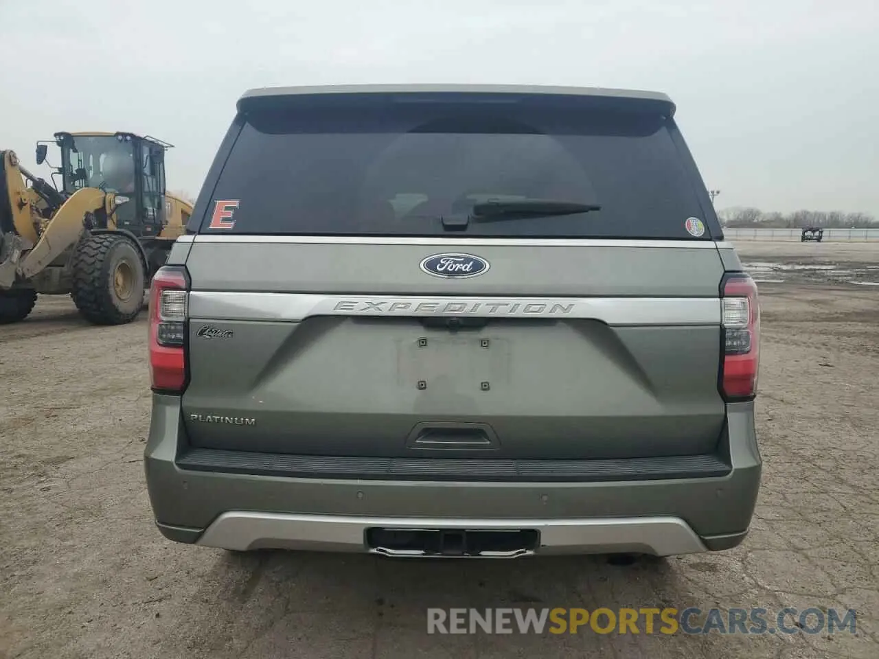 6 Photograph of a damaged car 1FMJU1MT5KEA30308 FORD EXPEDITION 2019