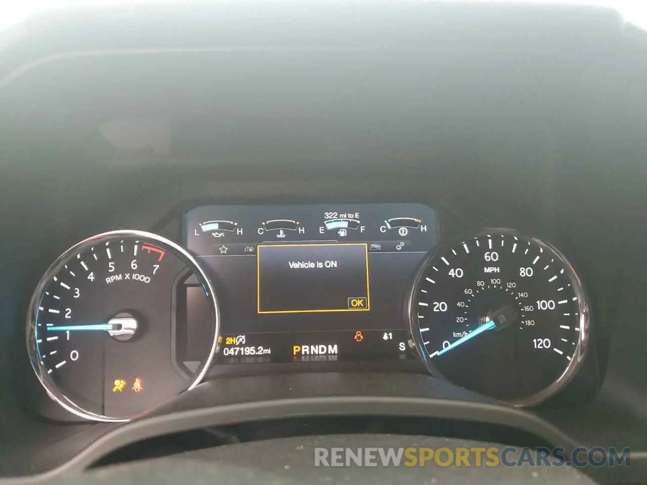 9 Photograph of a damaged car 1FMJU1MT5KEA30308 FORD EXPEDITION 2019