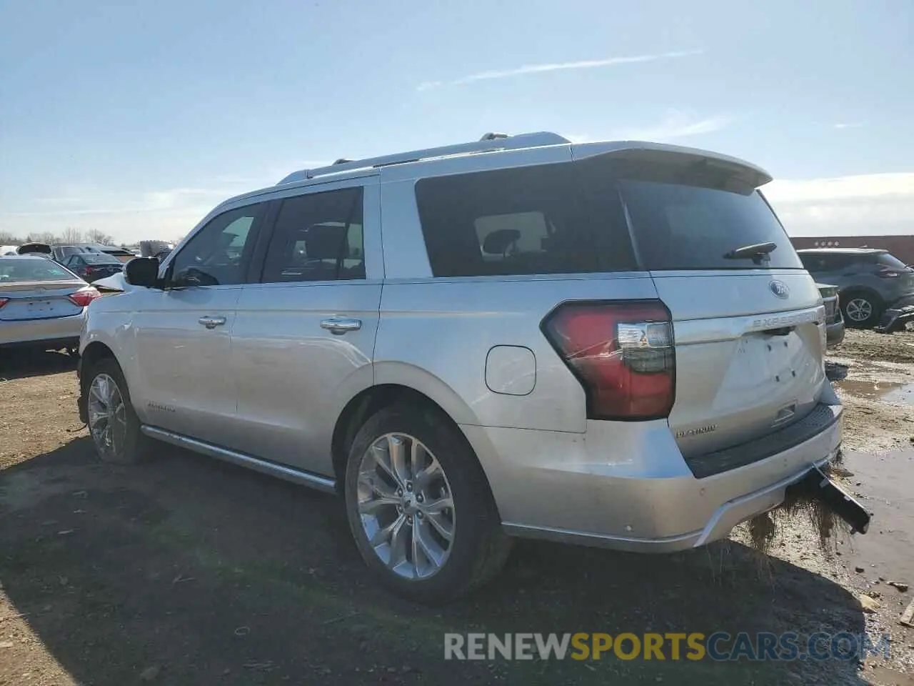 2 Photograph of a damaged car 1FMJU1MT8KEA88753 FORD EXPEDITION 2019