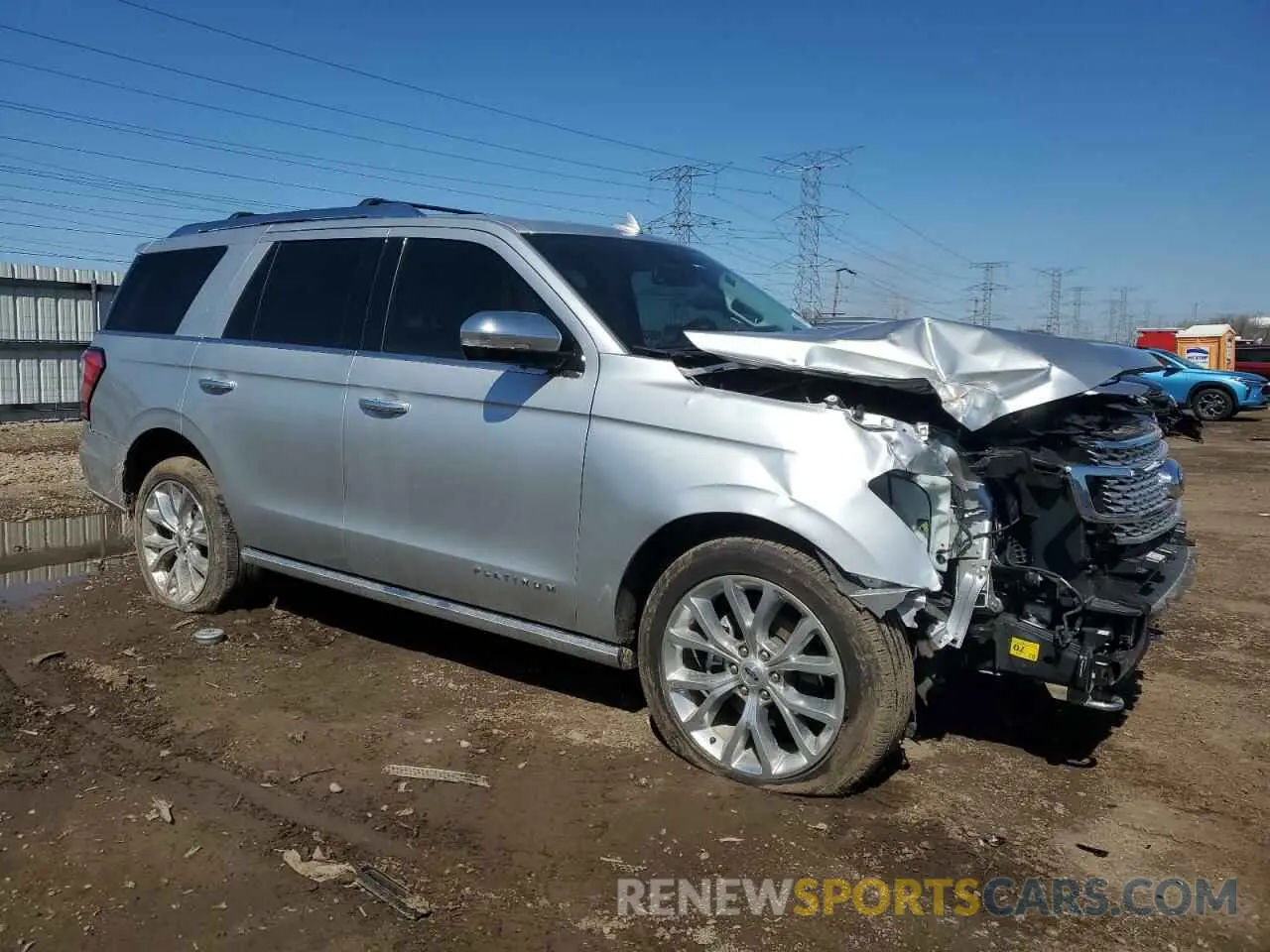 4 Photograph of a damaged car 1FMJU1MT8KEA88753 FORD EXPEDITION 2019