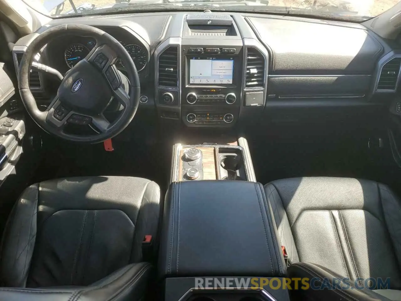 8 Photograph of a damaged car 1FMJU1MT8KEA88753 FORD EXPEDITION 2019