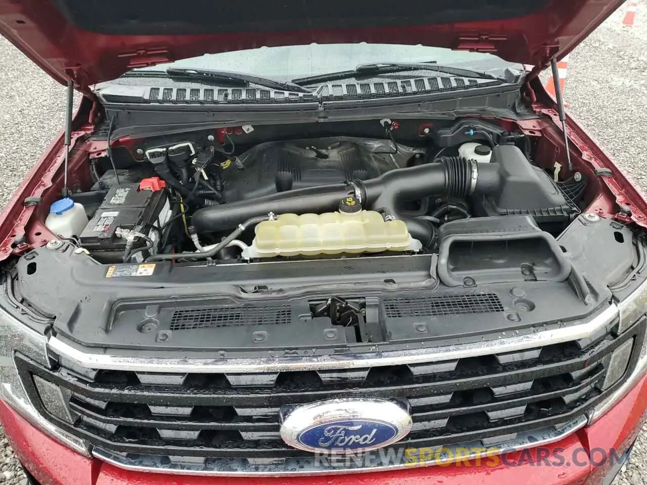 14 Photograph of a damaged car 1FMJU2AT0KEA40626 FORD EXPEDITION 2019