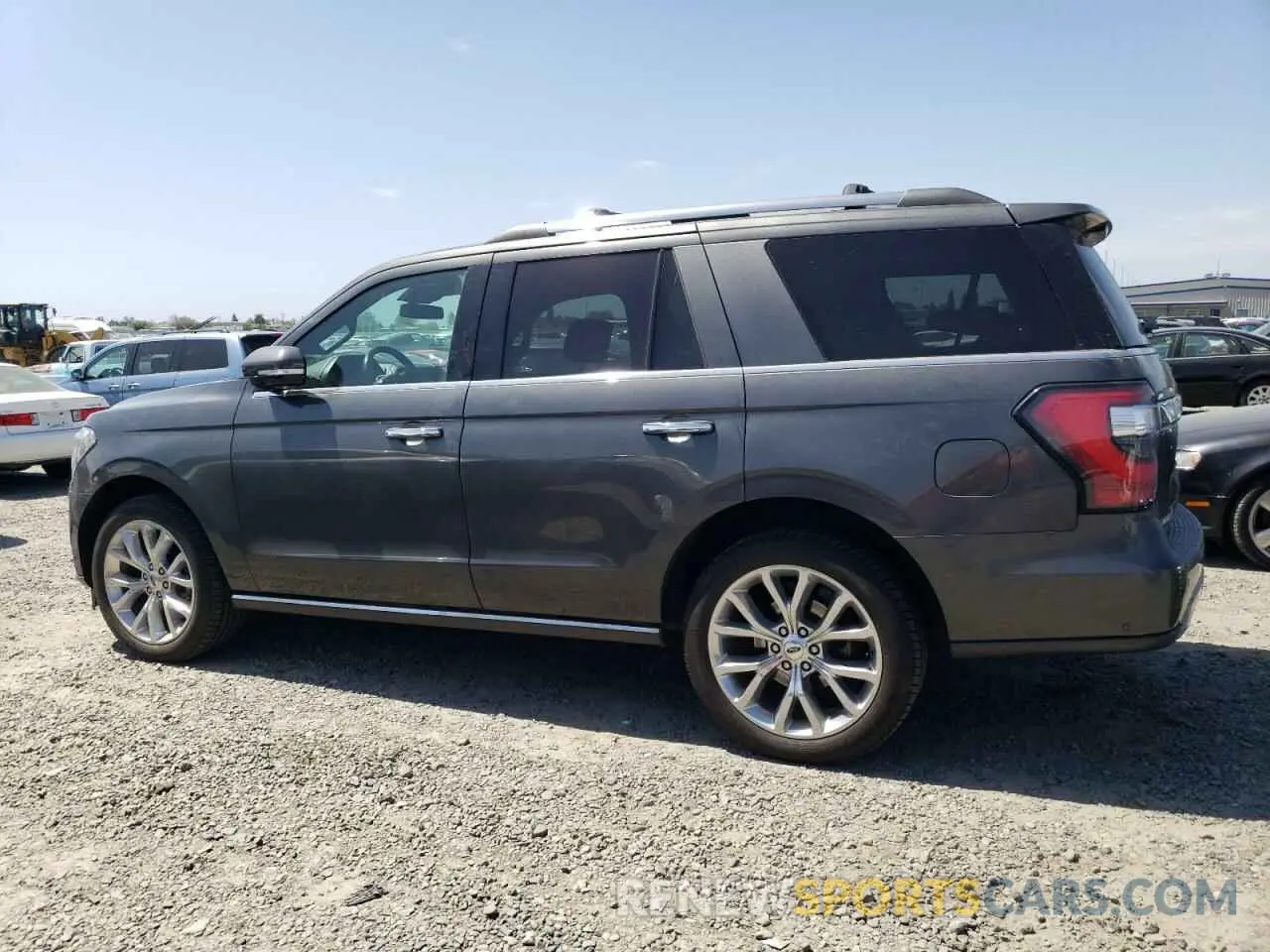 2 Photograph of a damaged car 1FMJU2AT5KEA84024 FORD EXPEDITION 2019