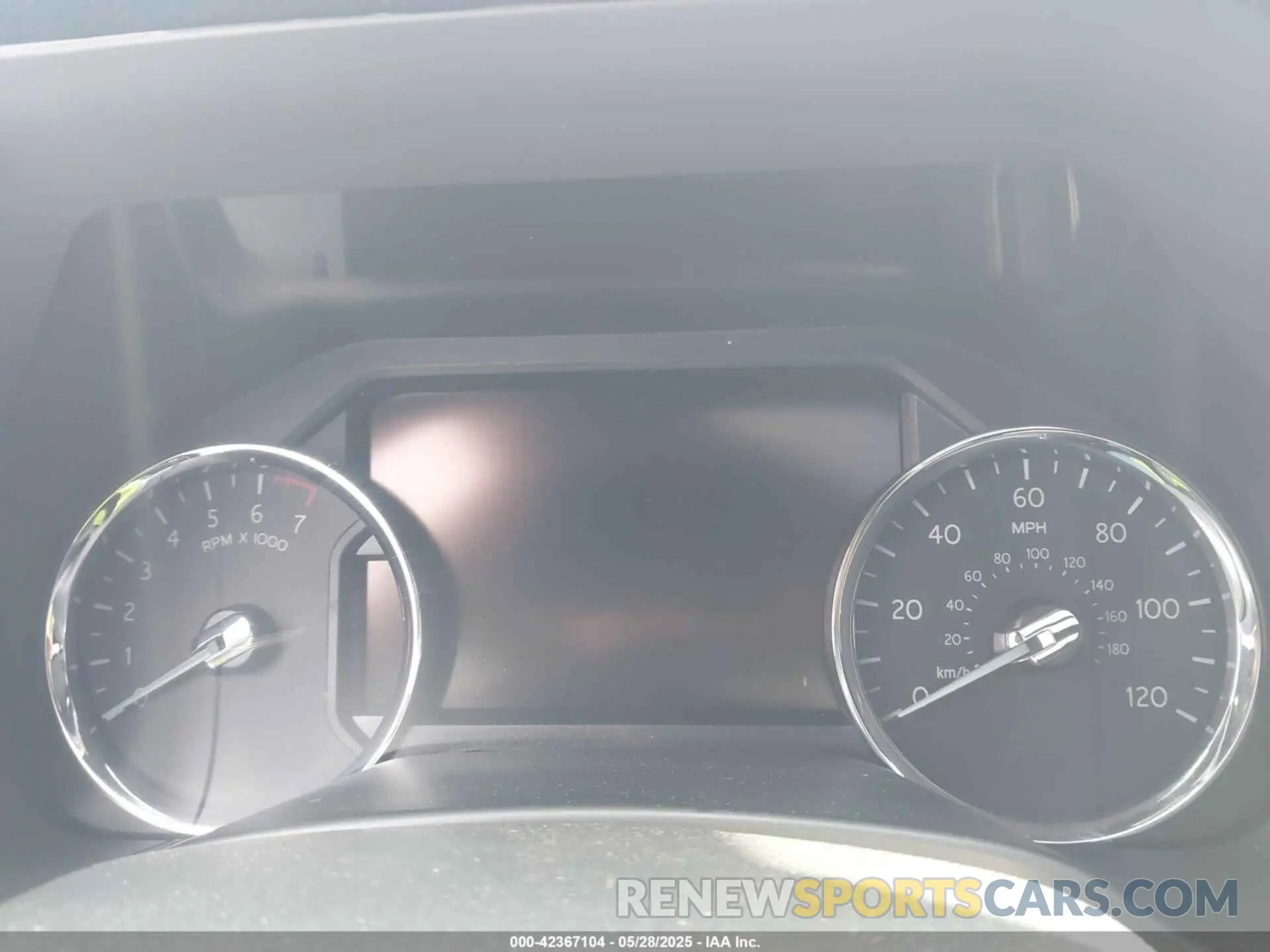 15 Photograph of a damaged car 1FMJU2AT6KEA18257 FORD EXPEDITION 2019