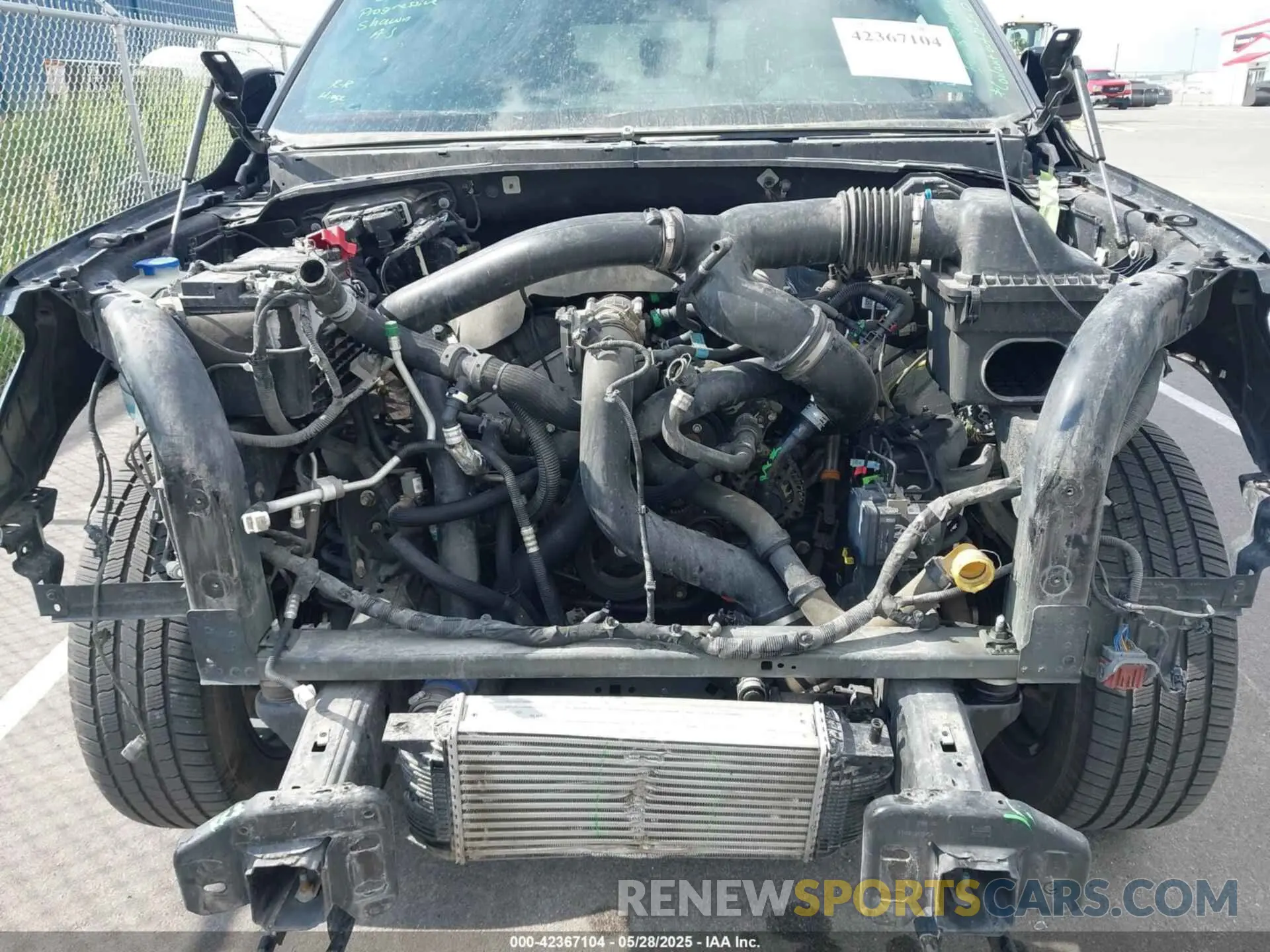 6 Photograph of a damaged car 1FMJU2AT6KEA18257 FORD EXPEDITION 2019
