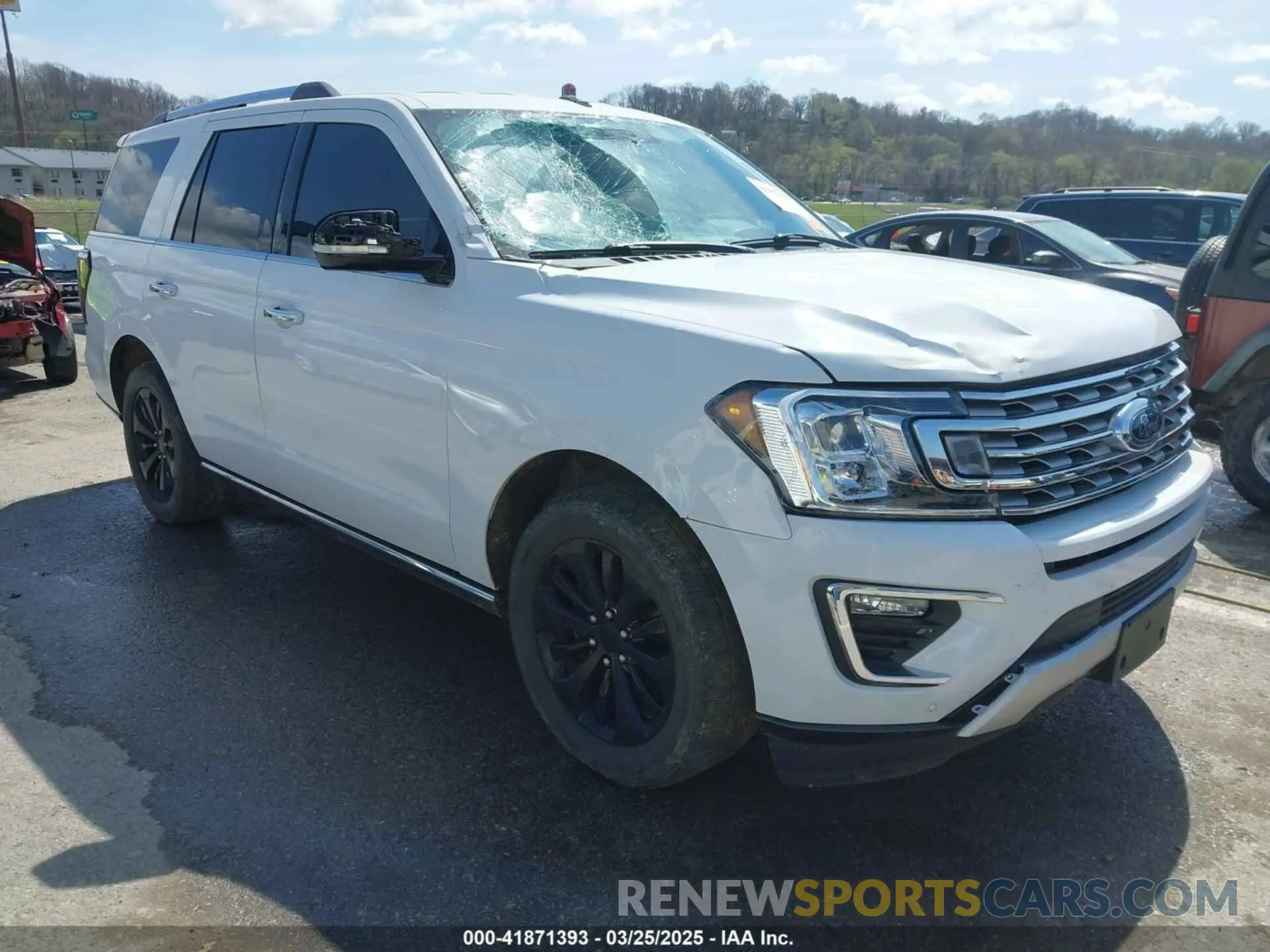 1 Photograph of a damaged car 1FMJU2AT6KEA20686 FORD EXPEDITION 2019