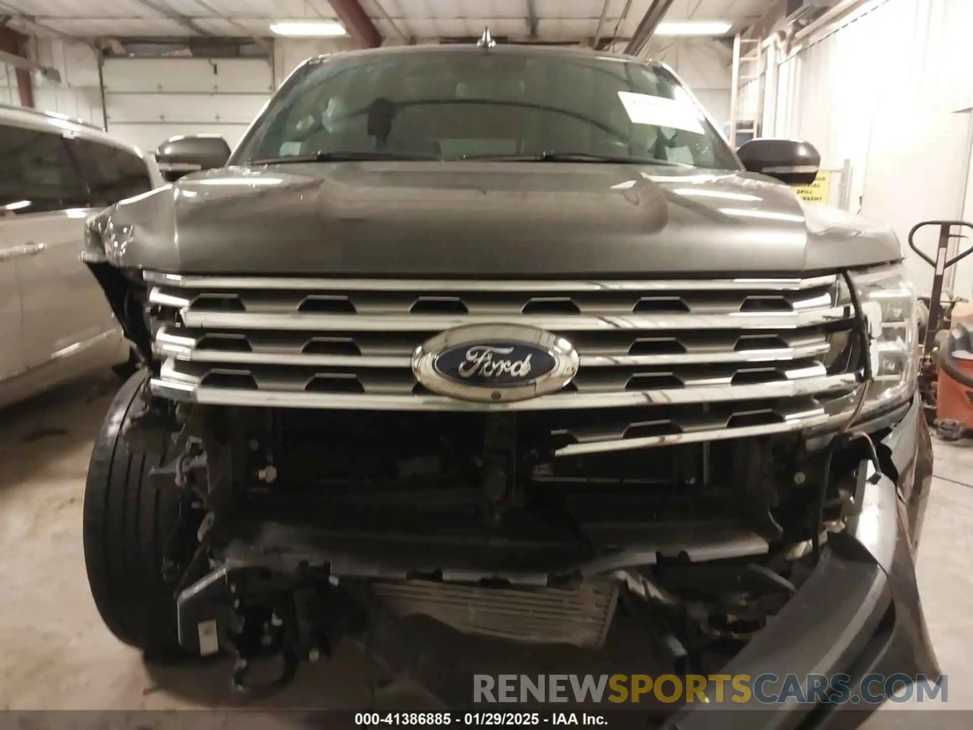 22 Photograph of a damaged car 1FMJU2AT7KEA42101 FORD EXPEDITION 2019