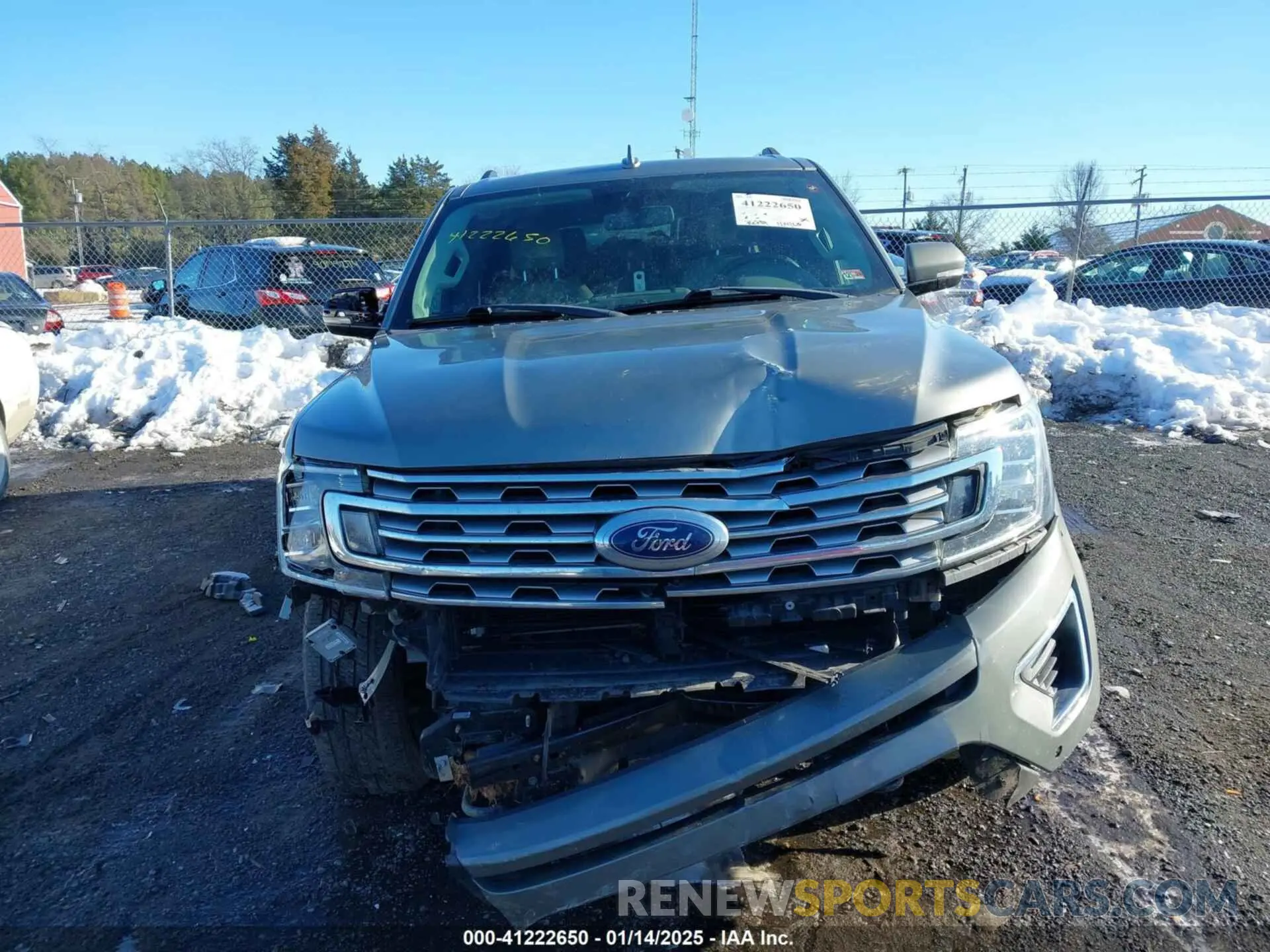 12 Photograph of a damaged car 1FMJU2AT8KEA33195 FORD EXPEDITION 2019