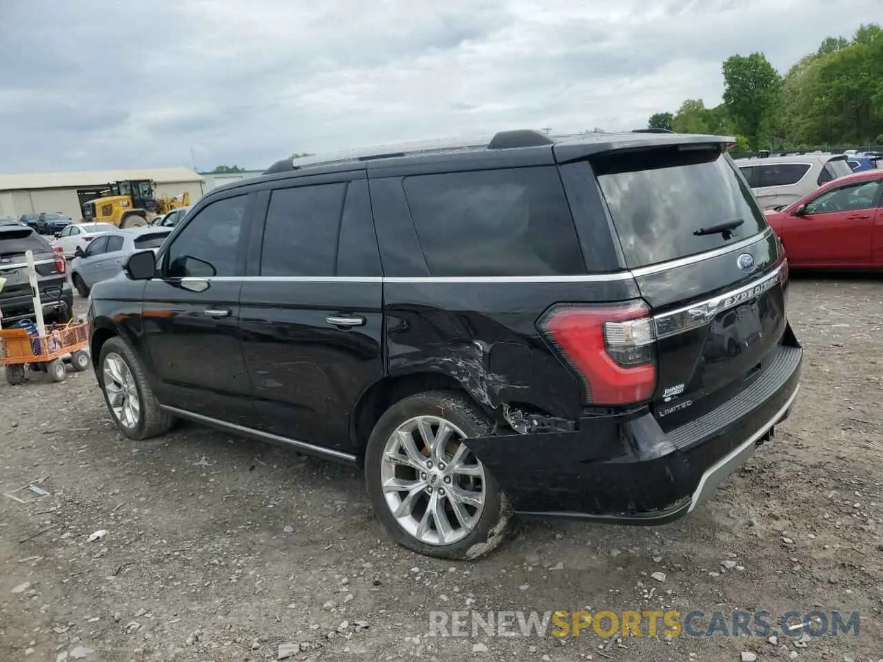 2 Photograph of a damaged car 1FMJU2AT9KEA01534 FORD EXPEDITION 2019