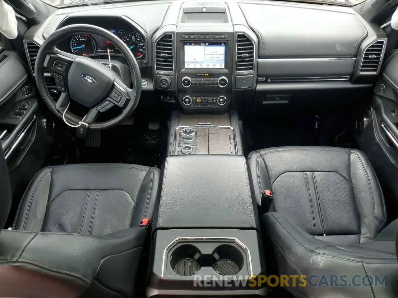8 Photograph of a damaged car 1FMJU2AT9KEA01534 FORD EXPEDITION 2019