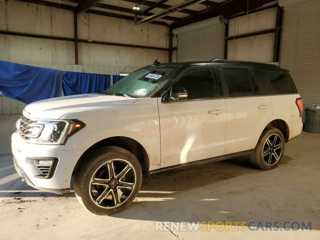 1 Photograph of a damaged car 1FMJU2AT9KEA54234 FORD EXPEDITION 2019
