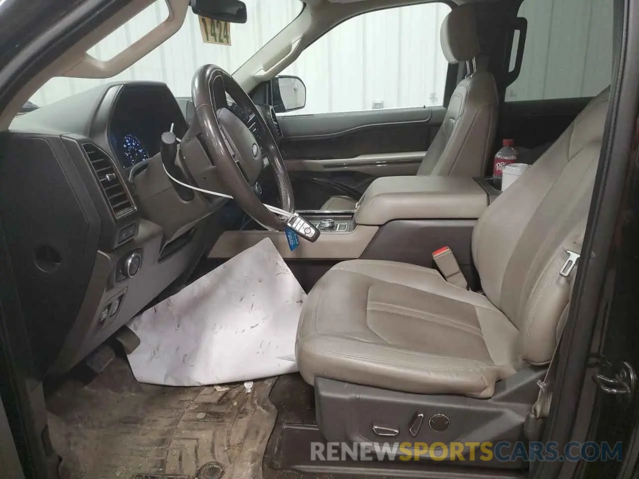 7 Photograph of a damaged car 1FMJU2ATXKEA06578 FORD EXPEDITION 2019