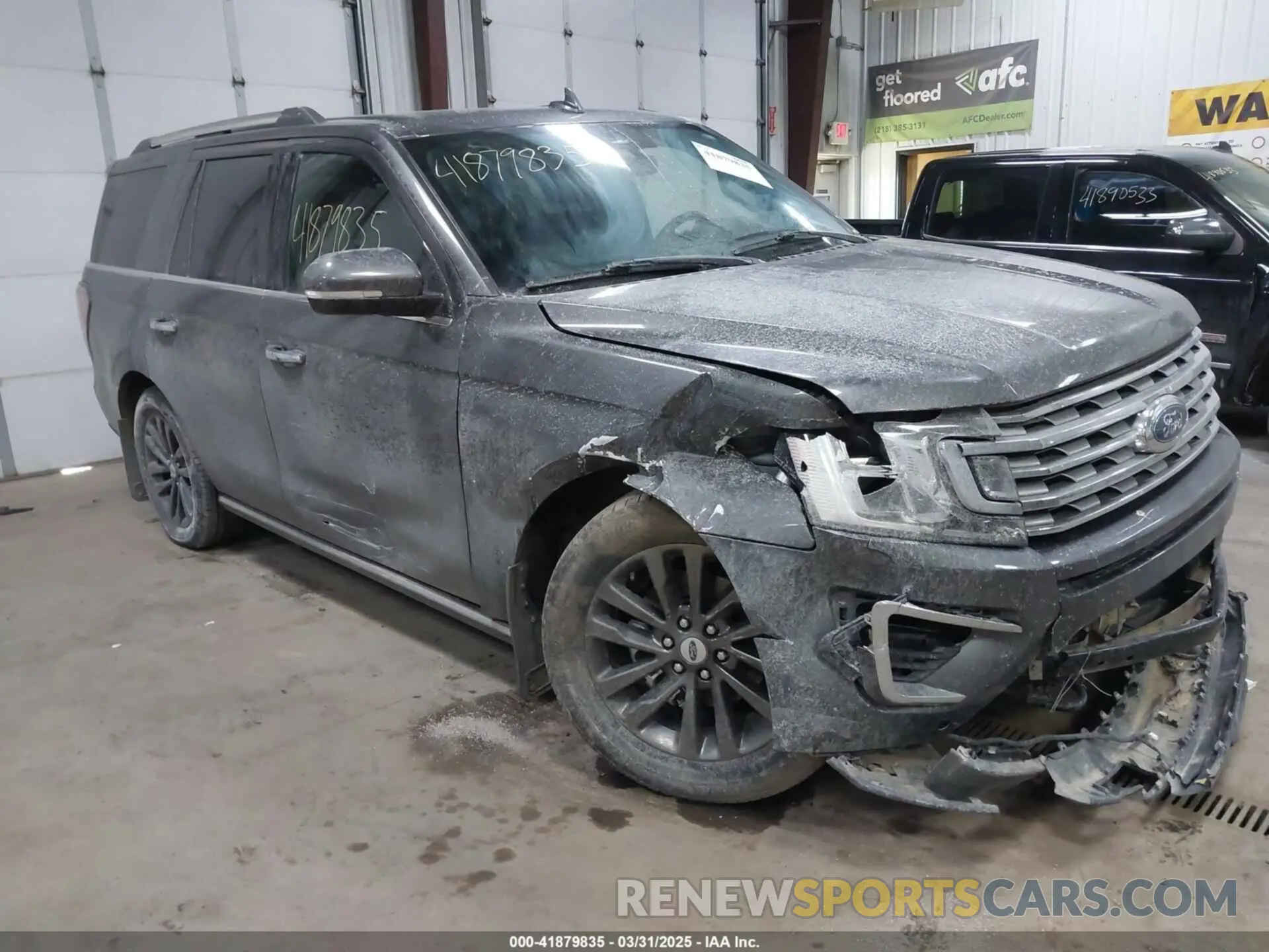 1 Photograph of a damaged car 1FMJU2ATXKEA65792 FORD EXPEDITION 2019