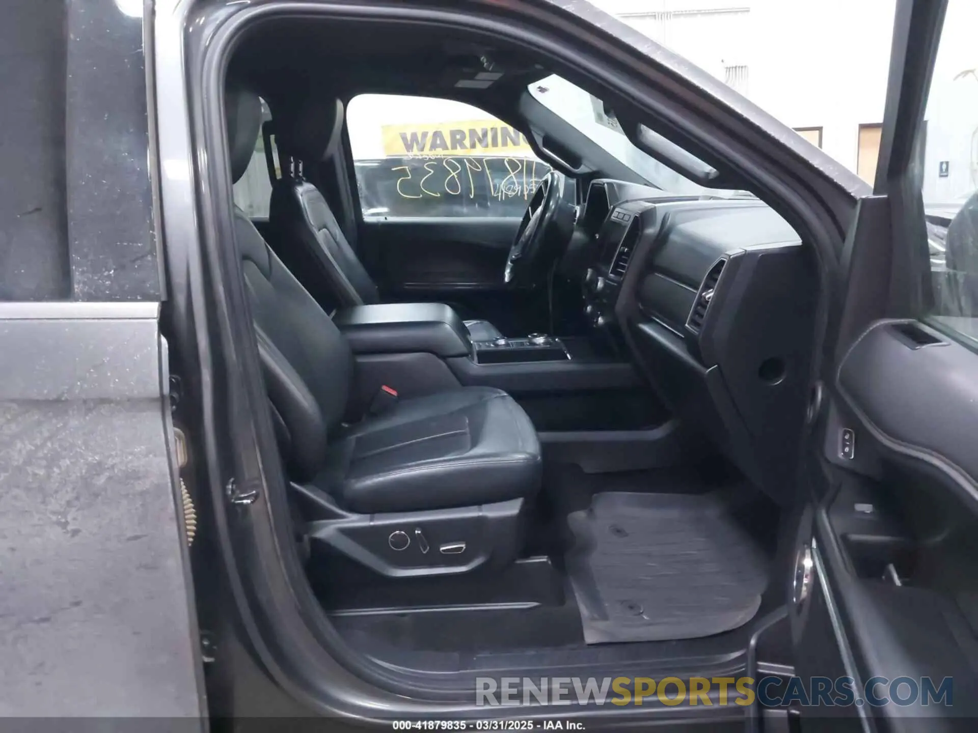5 Photograph of a damaged car 1FMJU2ATXKEA65792 FORD EXPEDITION 2019