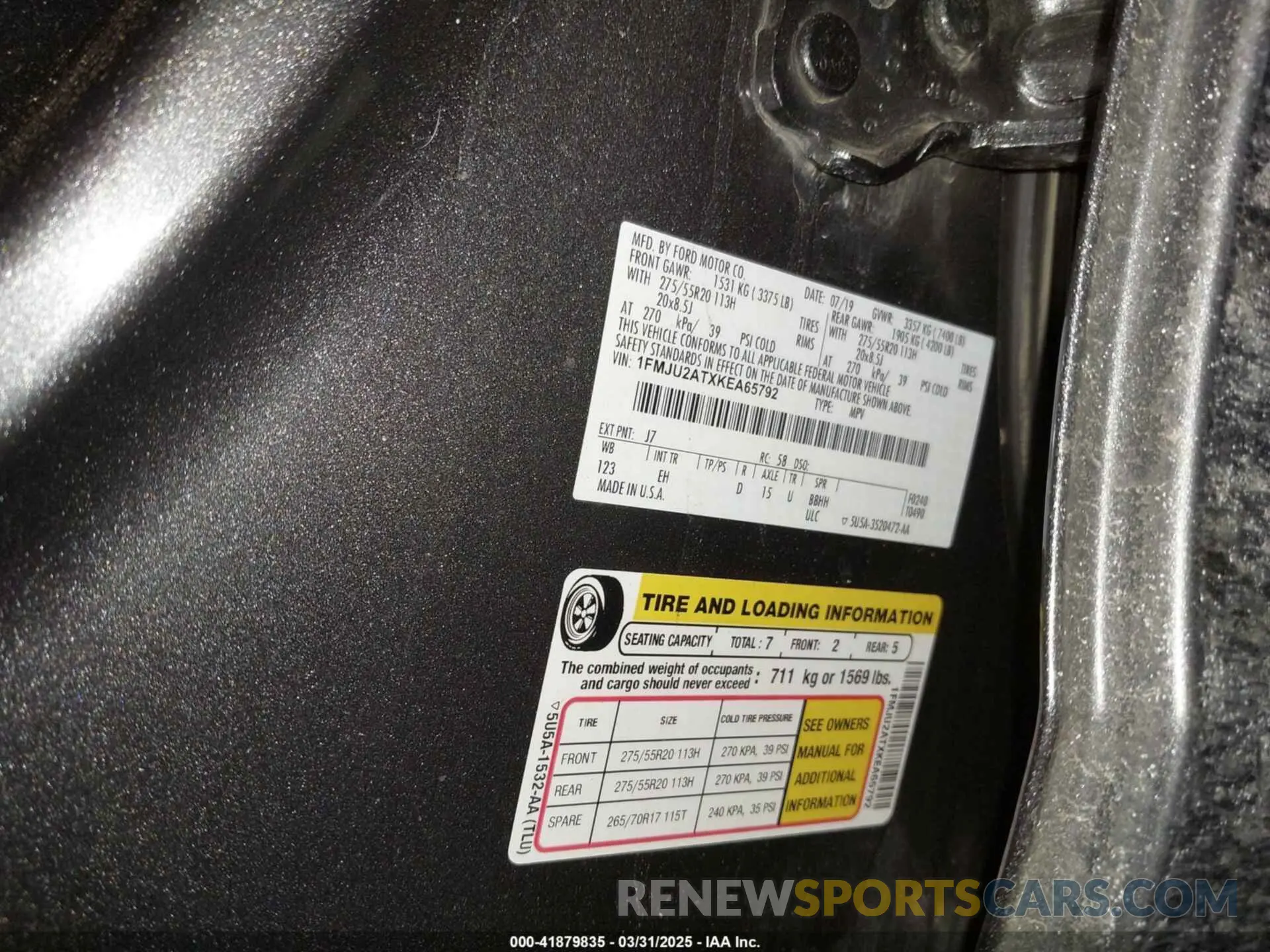 9 Photograph of a damaged car 1FMJU2ATXKEA65792 FORD EXPEDITION 2019