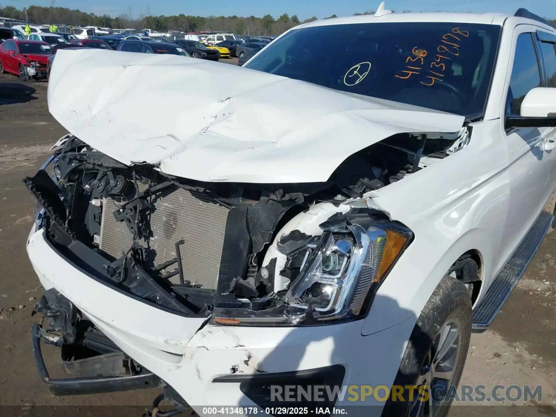 6 Photograph of a damaged car 1FMJK1JT5LEA49551 FORD EXPEDITION 2020