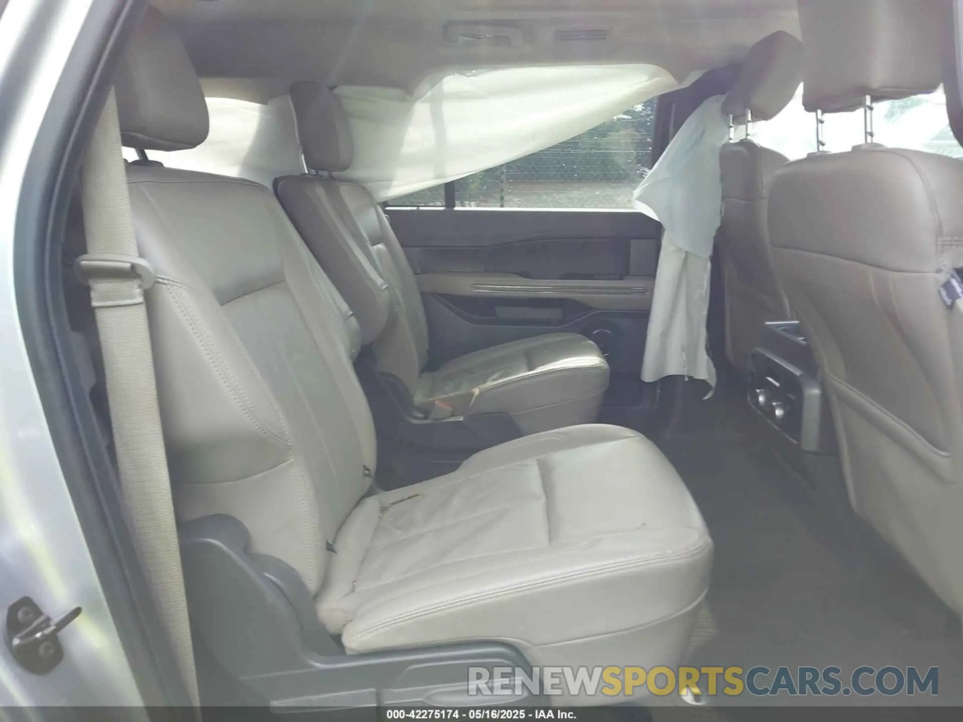 8 Photograph of a damaged car 1FMJK1JT9LEA68300 FORD EXPEDITION 2020