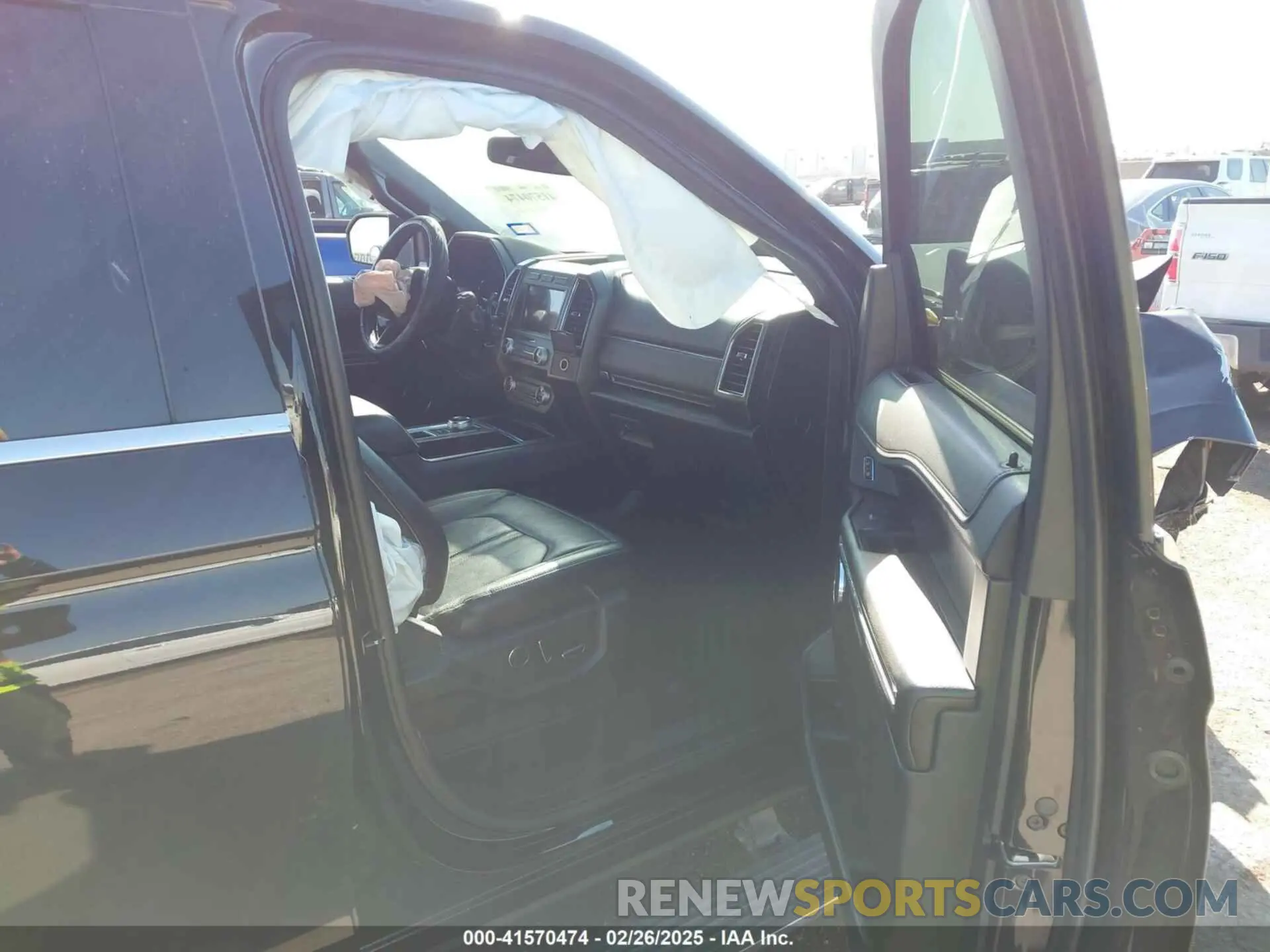 5 Photograph of a damaged car 1FMJK1KT0LEB00520 FORD EXPEDITION 2020