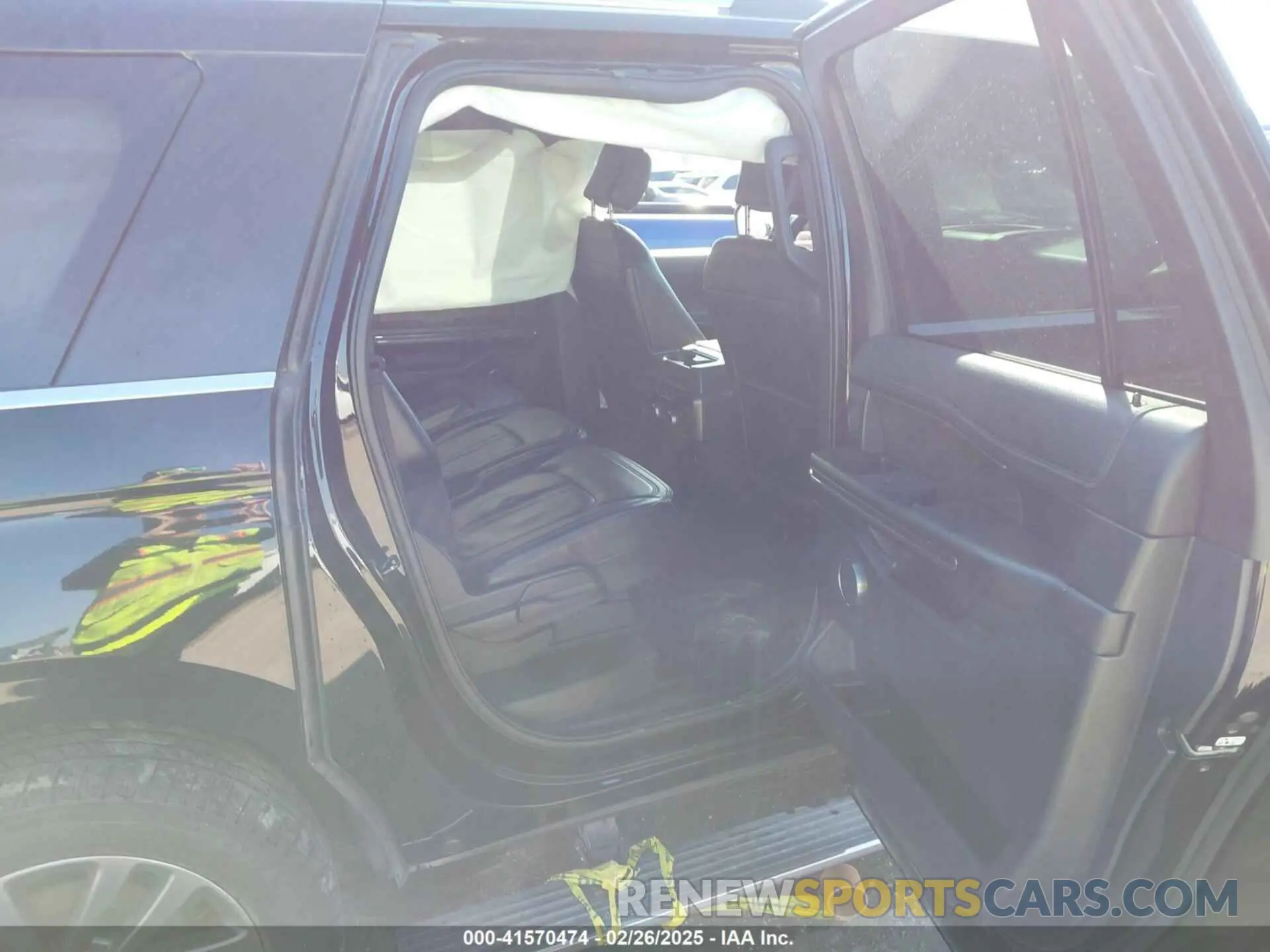 8 Photograph of a damaged car 1FMJK1KT0LEB00520 FORD EXPEDITION 2020