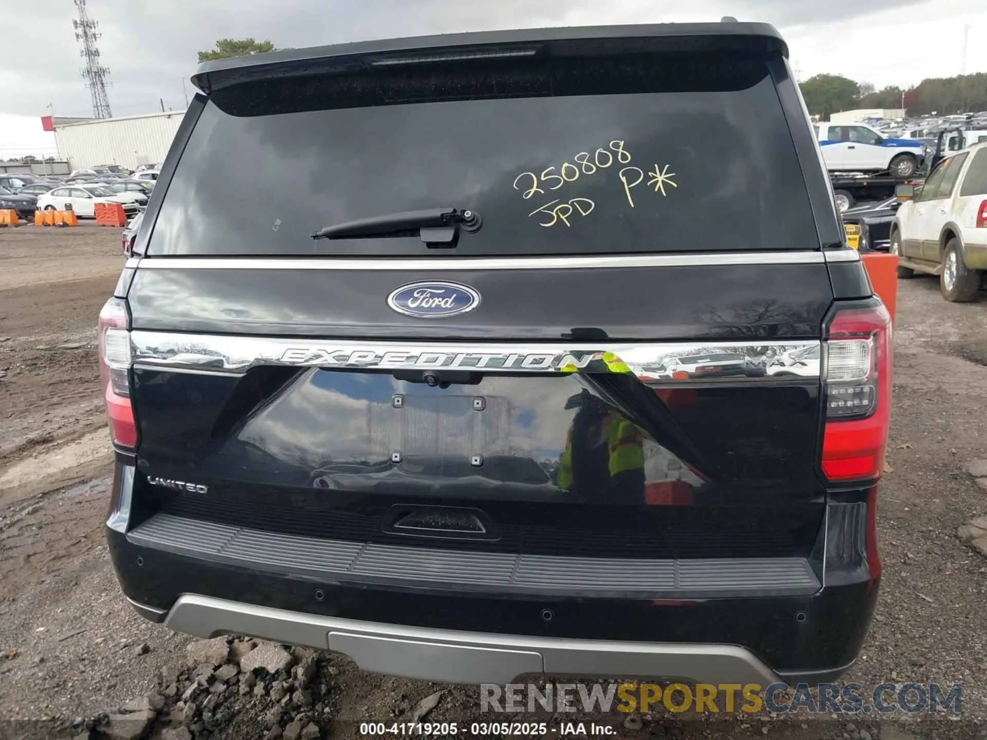 16 Photograph of a damaged car 1FMJK1KT4LEA10805 FORD EXPEDITION 2020