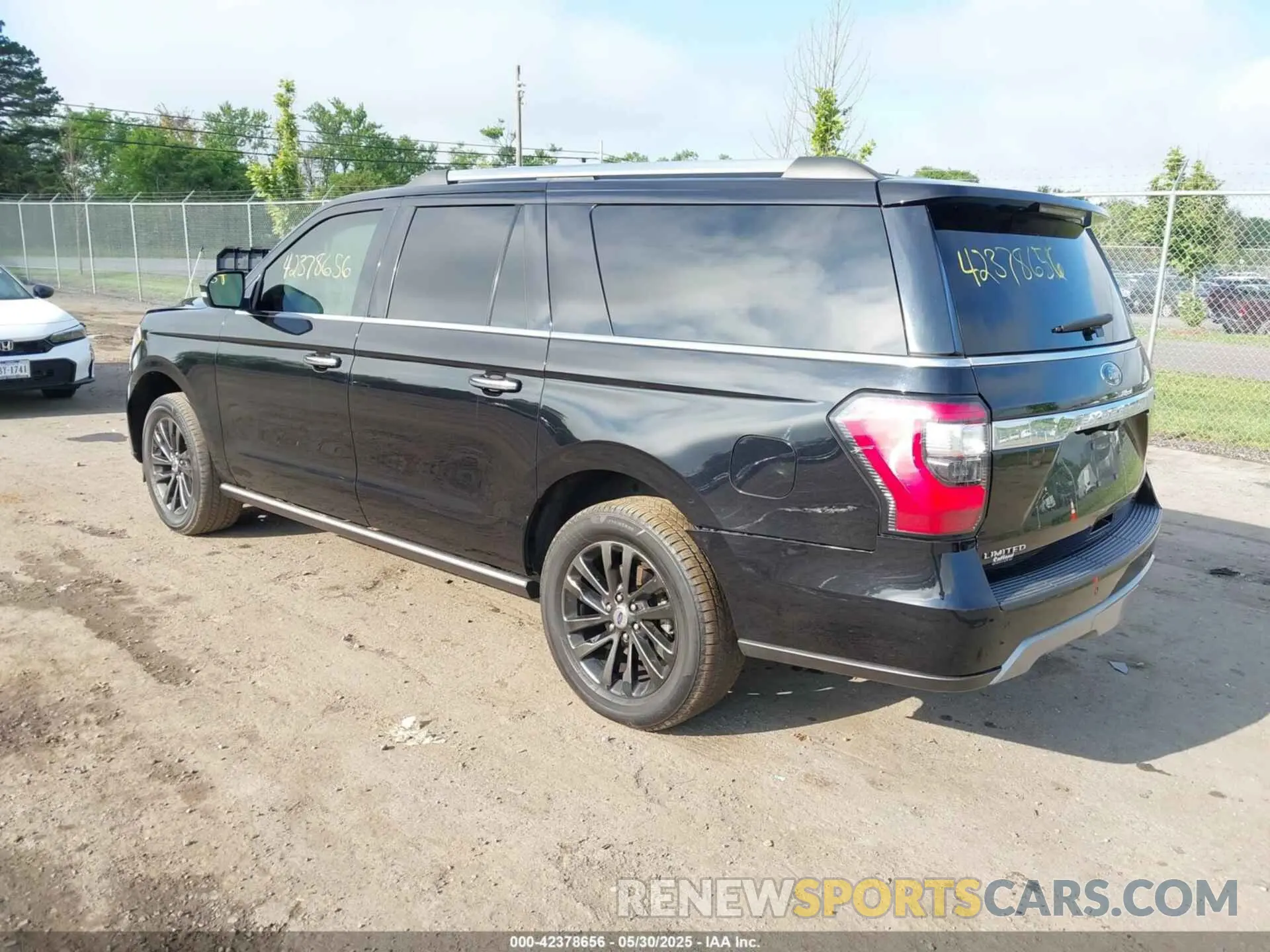 3 Photograph of a damaged car 1FMJK1KT5LEA11817 FORD EXPEDITION 2020