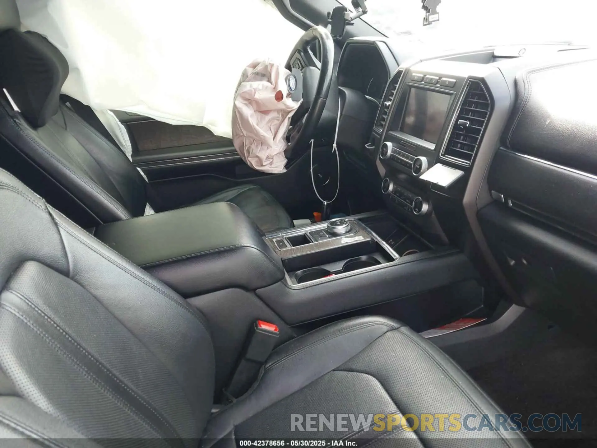5 Photograph of a damaged car 1FMJK1KT5LEA11817 FORD EXPEDITION 2020