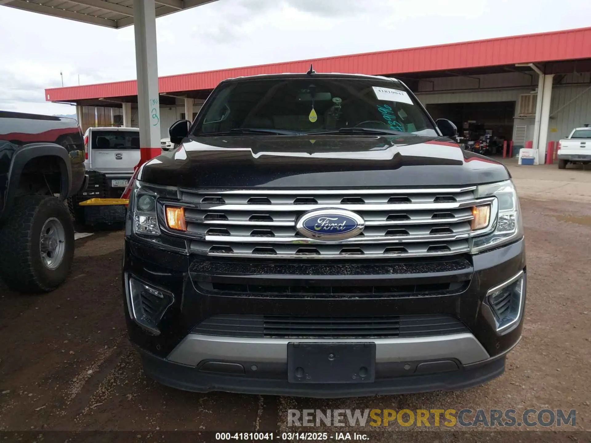 6 Photograph of a damaged car 1FMJK1KT7LEA39196 FORD EXPEDITION 2020