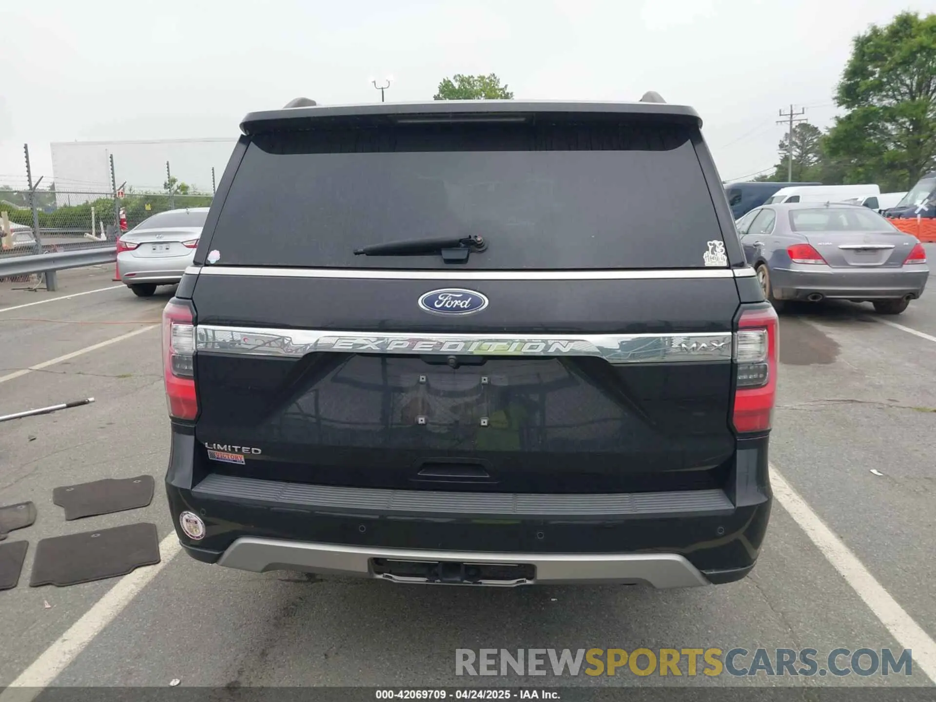 16 Photograph of a damaged car 1FMJK1KT8LEA11679 FORD EXPEDITION 2020