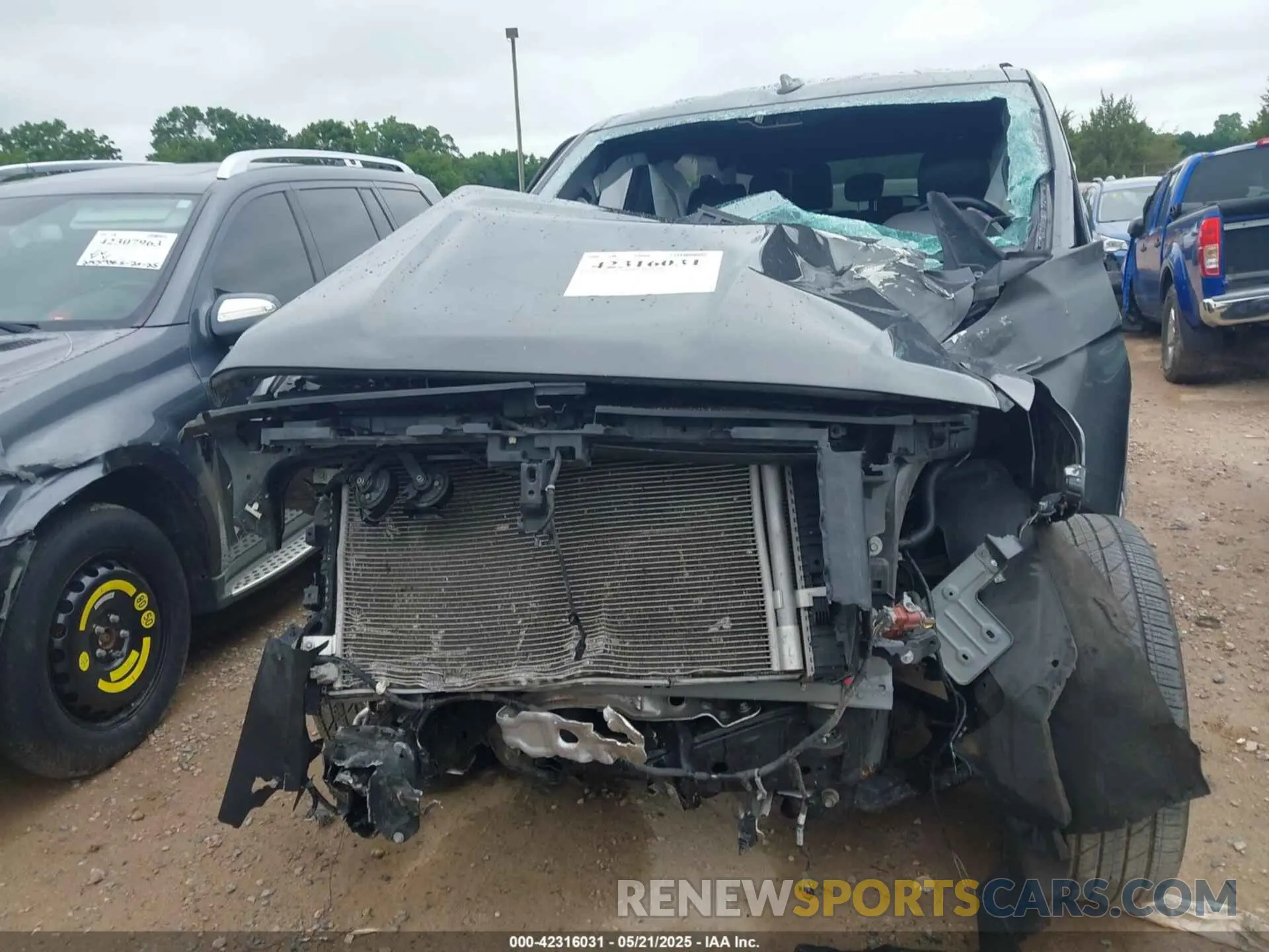 11 Photograph of a damaged car 1FMJK1KT9LEB00385 FORD EXPEDITION 2020