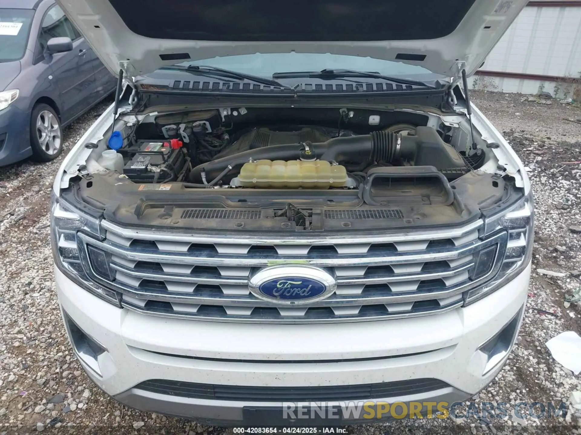 10 Photograph of a damaged car 1FMJK1KTXLEA71320 FORD EXPEDITION 2020