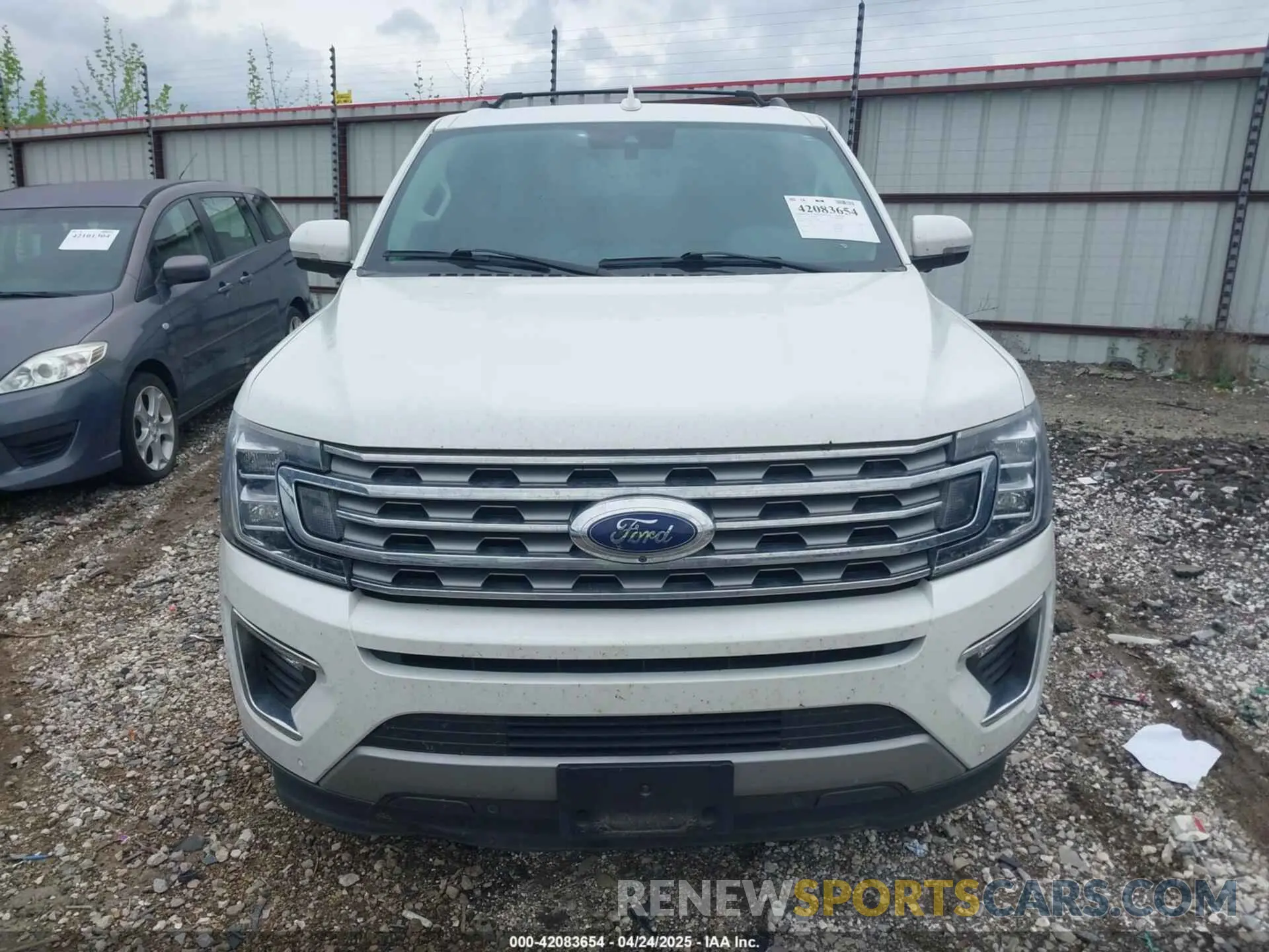 12 Photograph of a damaged car 1FMJK1KTXLEA71320 FORD EXPEDITION 2020