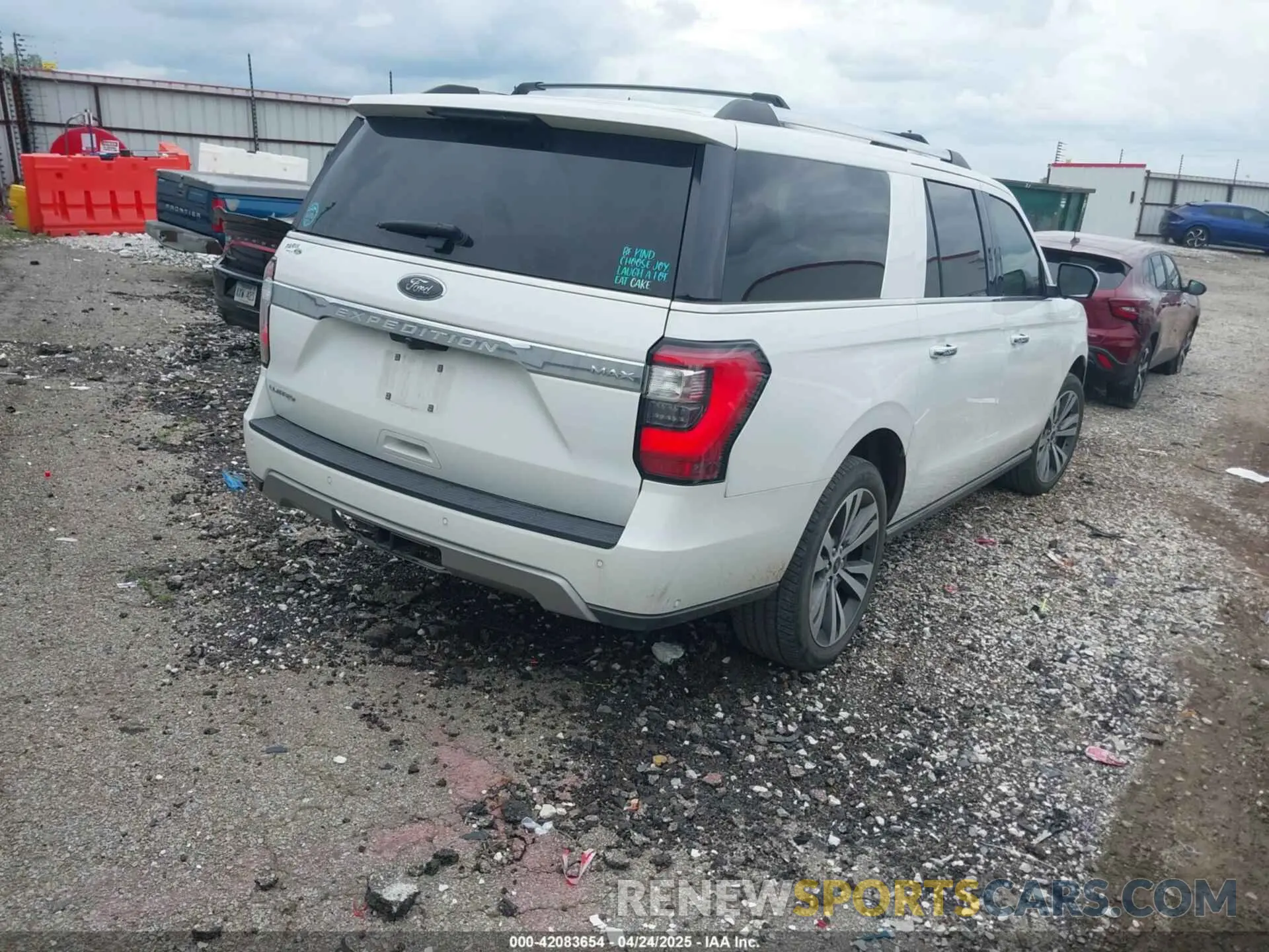 4 Photograph of a damaged car 1FMJK1KTXLEA71320 FORD EXPEDITION 2020