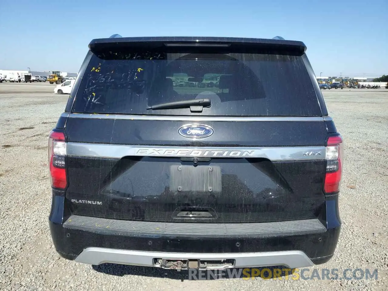 6 Photograph of a damaged car 1FMJK1MT2LEA15563 FORD EXPEDITION 2020