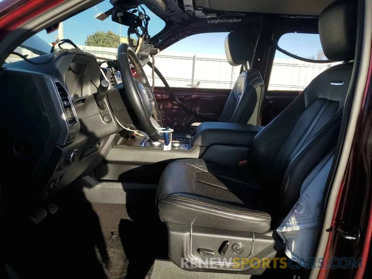 7 Photograph of a damaged car 1FMJK1MT4LEA10199 FORD EXPEDITION 2020