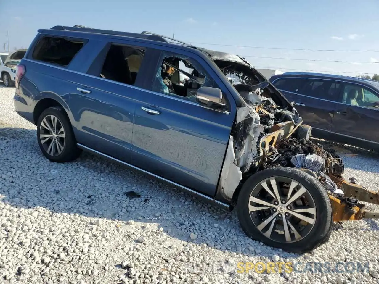 4 Photograph of a damaged car 1FMJK1NT1LEA13740 FORD EXPEDITION 2020