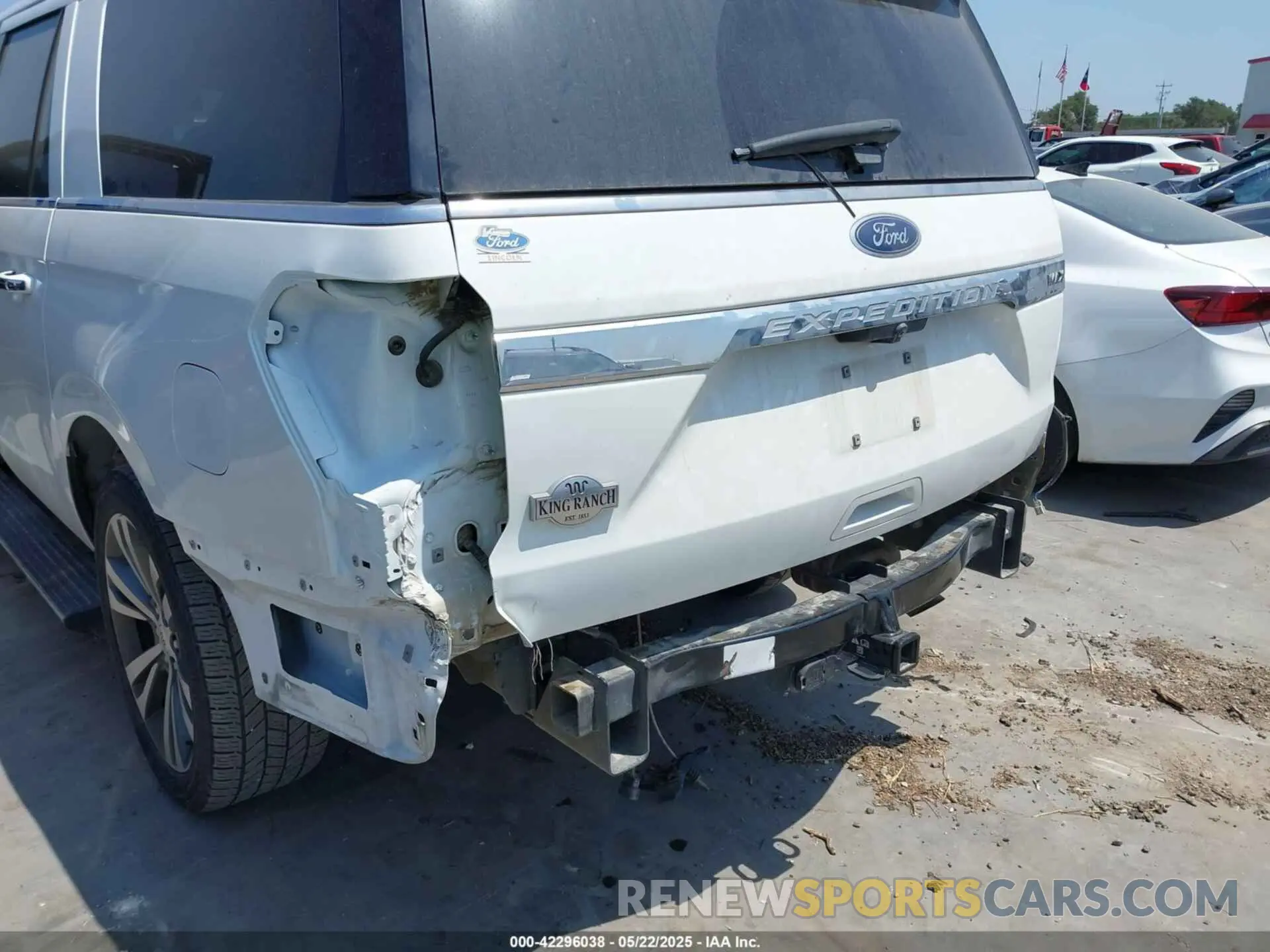 6 Photograph of a damaged car 1FMJK1NT5LEA43954 FORD EXPEDITION 2020