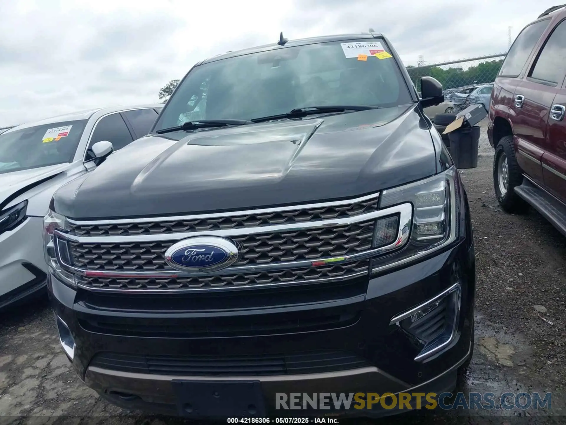 13 Photograph of a damaged car 1FMJK1PT7LEA25100 FORD EXPEDITION 2020