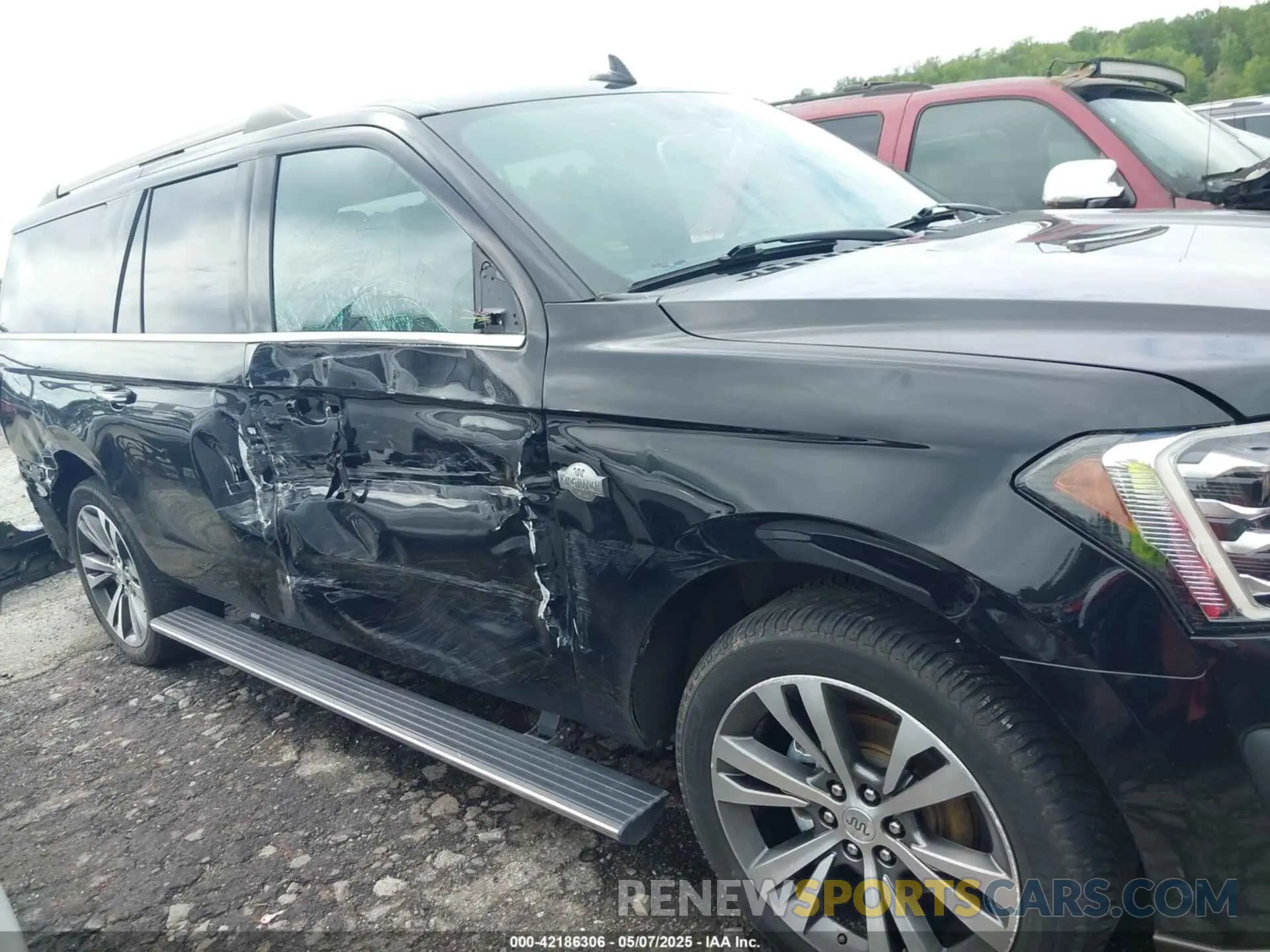 14 Photograph of a damaged car 1FMJK1PT7LEA25100 FORD EXPEDITION 2020