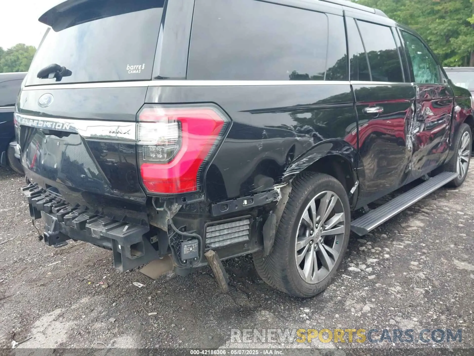 4 Photograph of a damaged car 1FMJK1PT7LEA25100 FORD EXPEDITION 2020