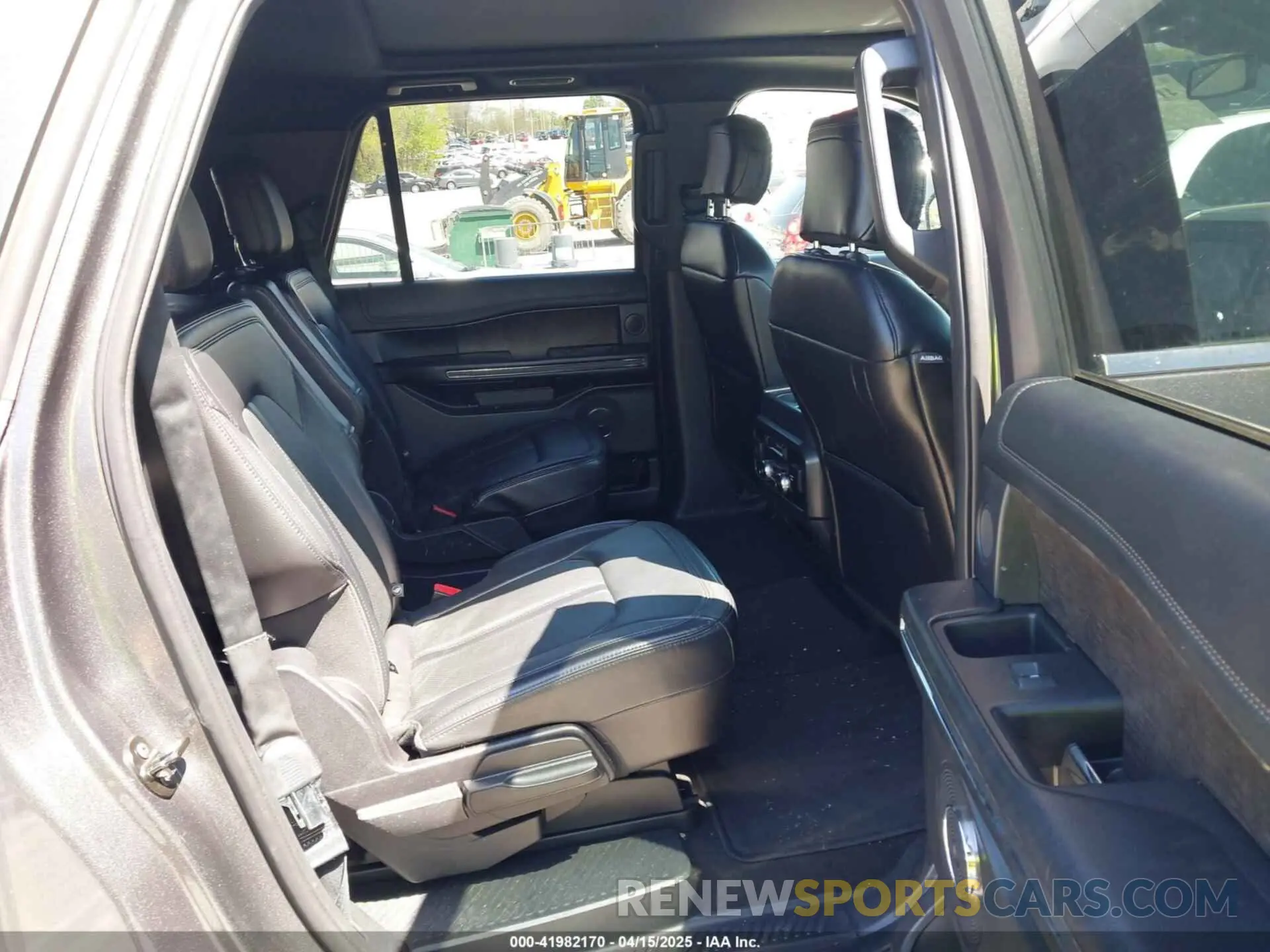 8 Photograph of a damaged car 1FMJK2AT2LEA69441 FORD EXPEDITION 2020