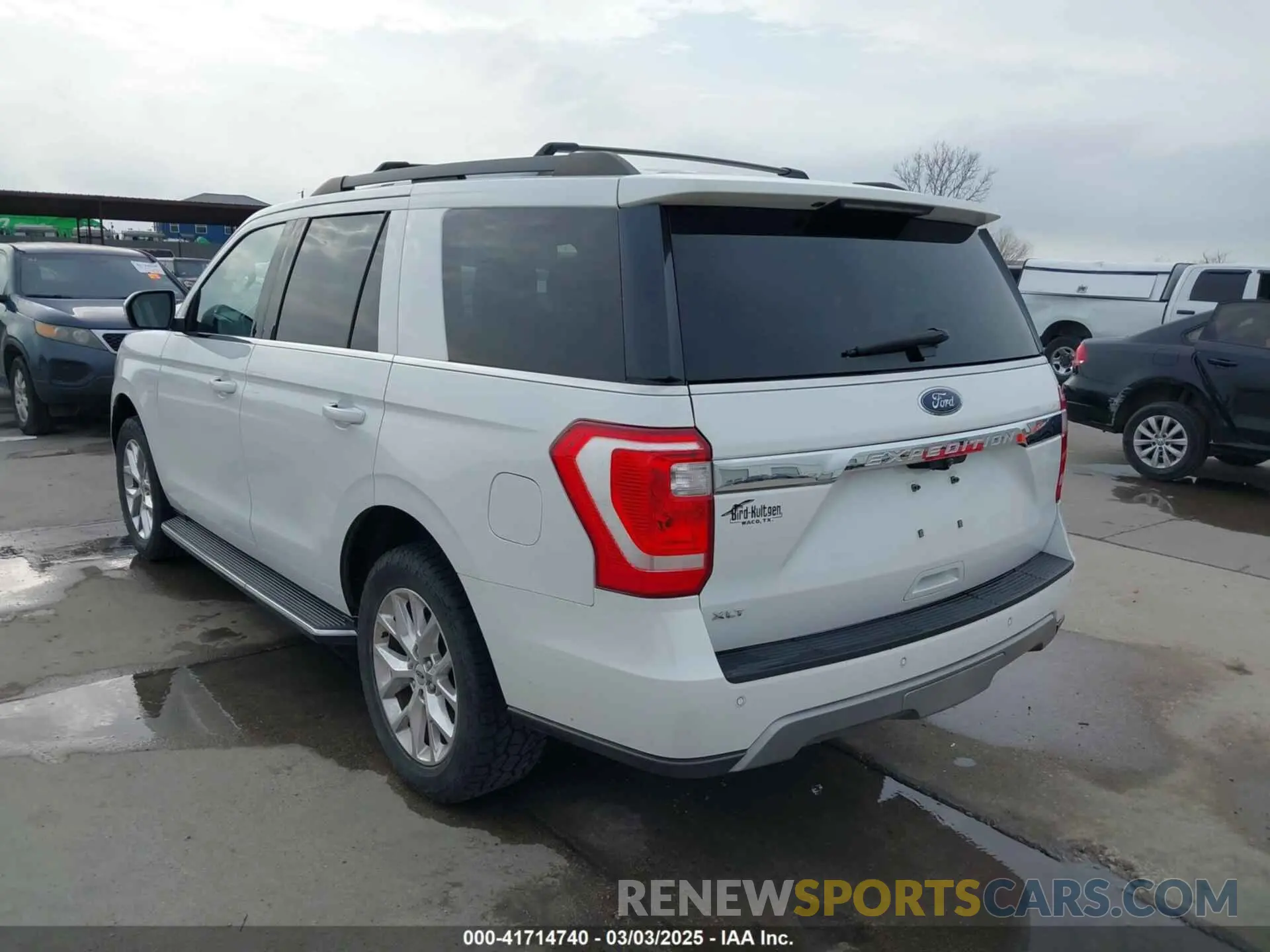3 Photograph of a damaged car 1FMJU1HT0LEA80741 FORD EXPEDITION 2020
