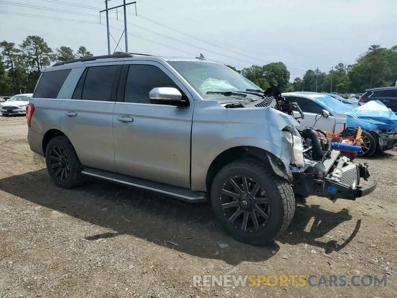 4 Photograph of a damaged car 1FMJU1HT4LEA07159 FORD EXPEDITION 2020