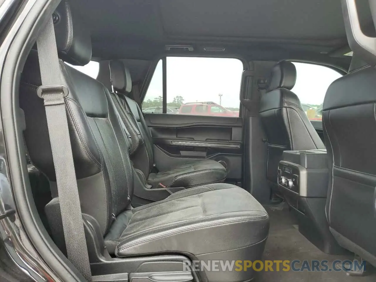 11 Photograph of a damaged car 1FMJU1HT5LEA45998 FORD EXPEDITION 2020