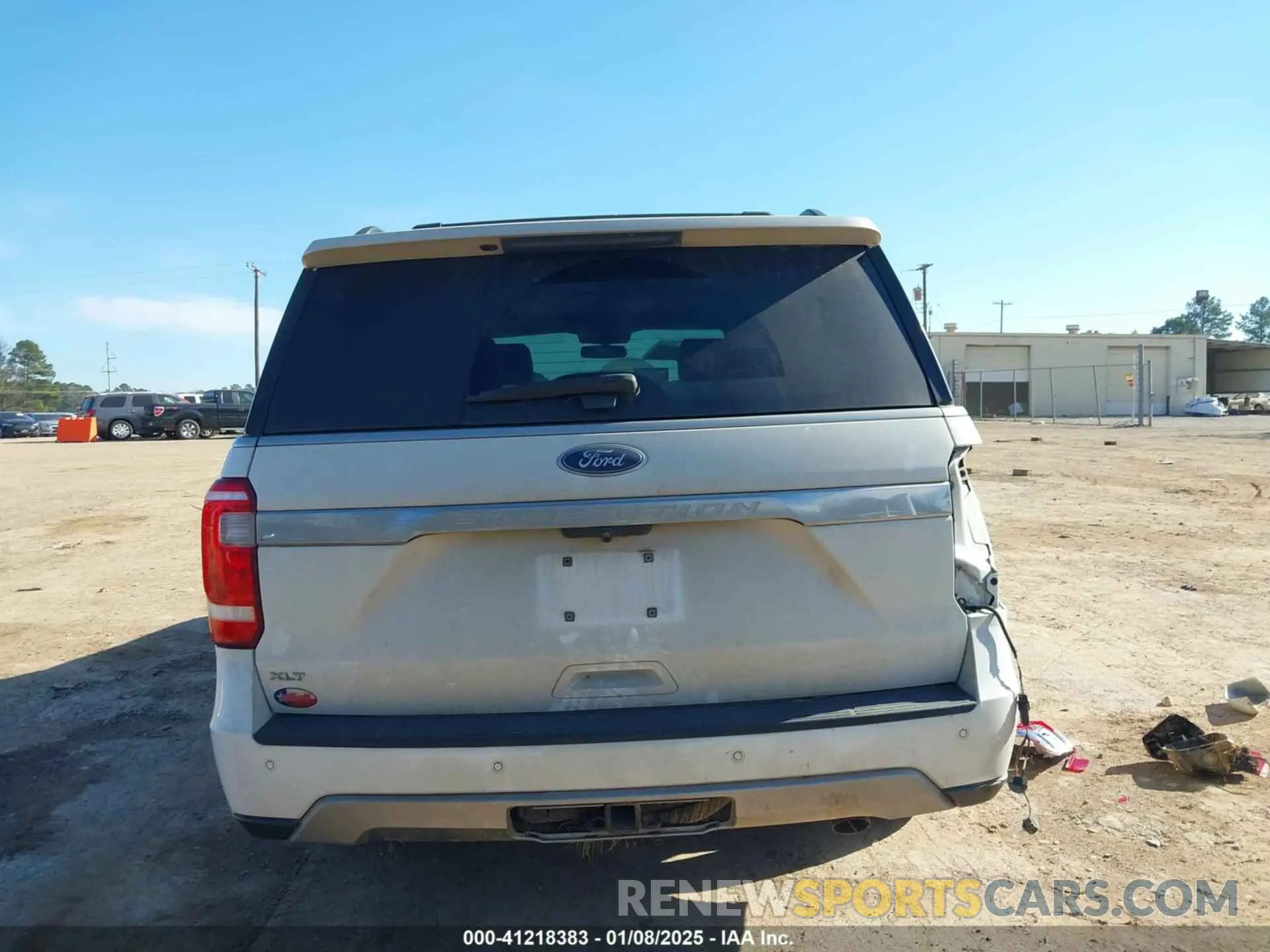 17 Photograph of a damaged car 1FMJU1HT6LEA24349 FORD EXPEDITION 2020