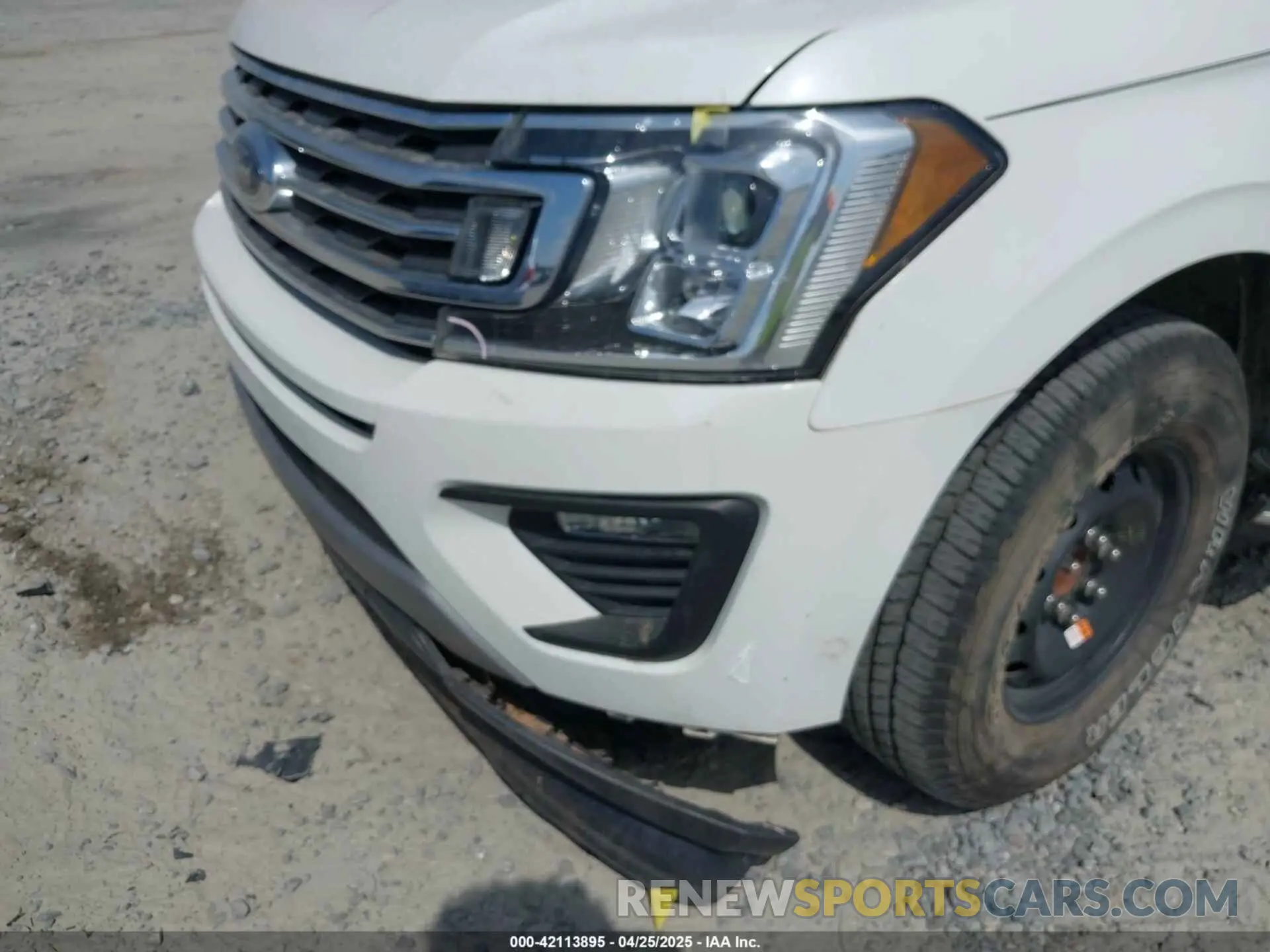 6 Photograph of a damaged car 1FMJU1HT6LEA45346 FORD EXPEDITION 2020