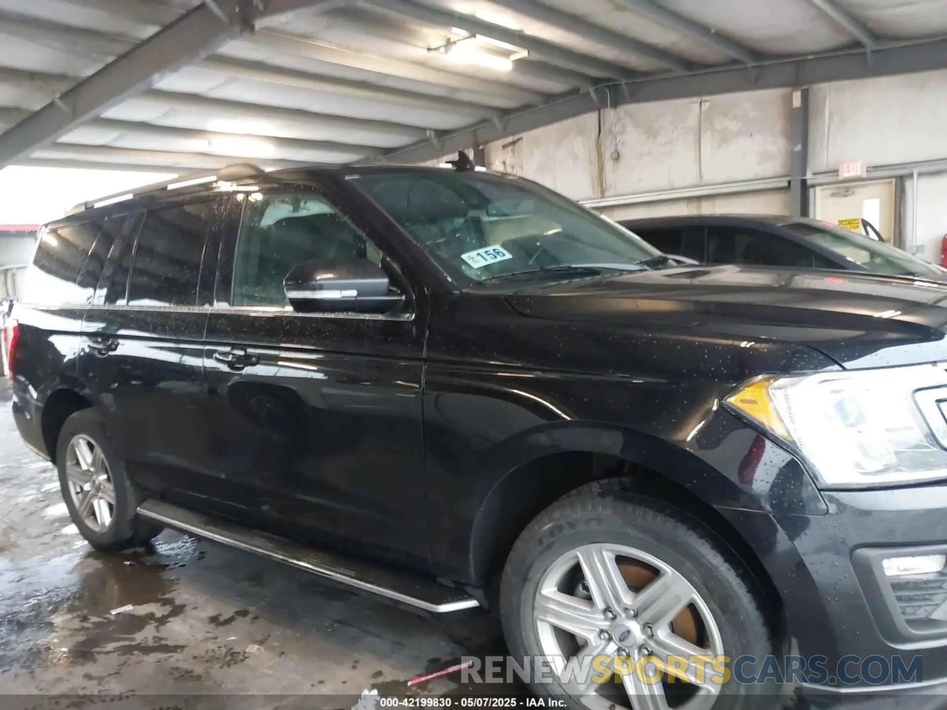13 Photograph of a damaged car 1FMJU1HTXLEA13726 FORD EXPEDITION 2020
