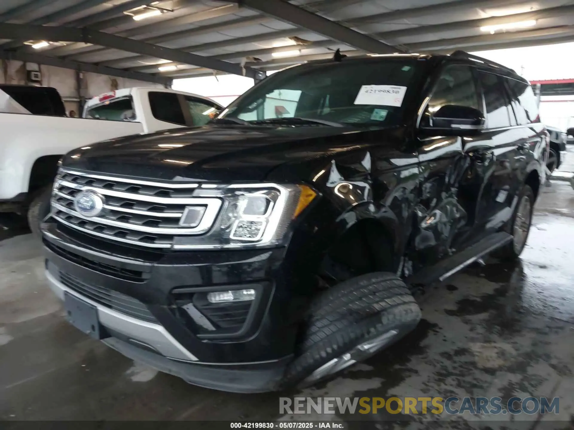 2 Photograph of a damaged car 1FMJU1HTXLEA13726 FORD EXPEDITION 2020